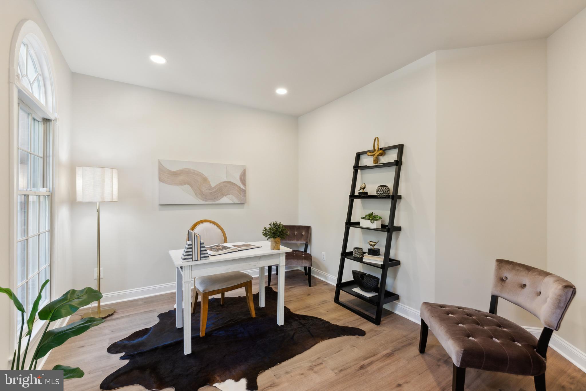 HUNTER MILL ESTATES - Residential