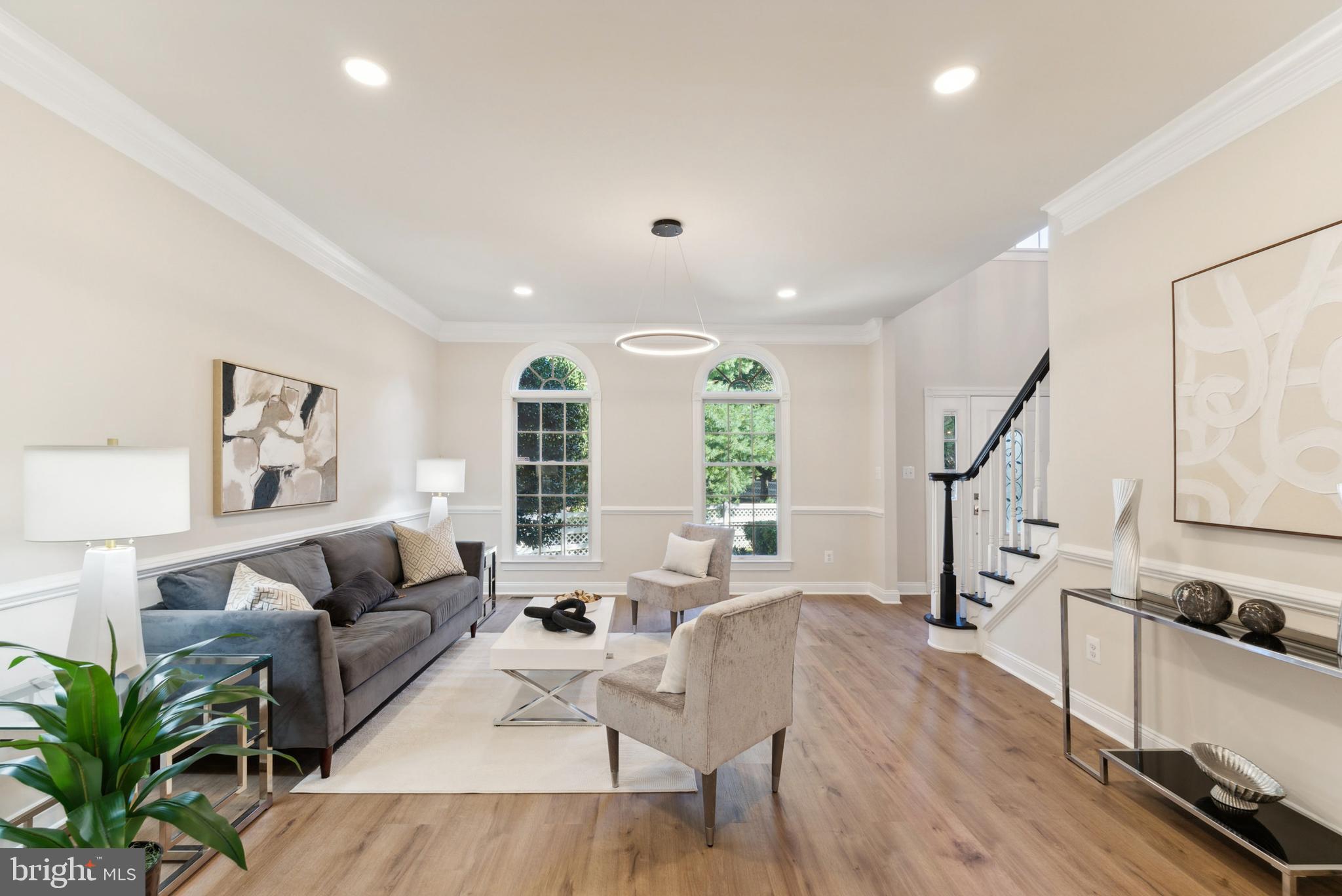 HUNTER MILL ESTATES - Residential