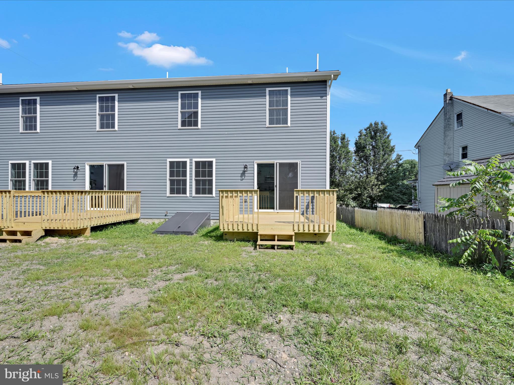 FRACKVILLE - Residential