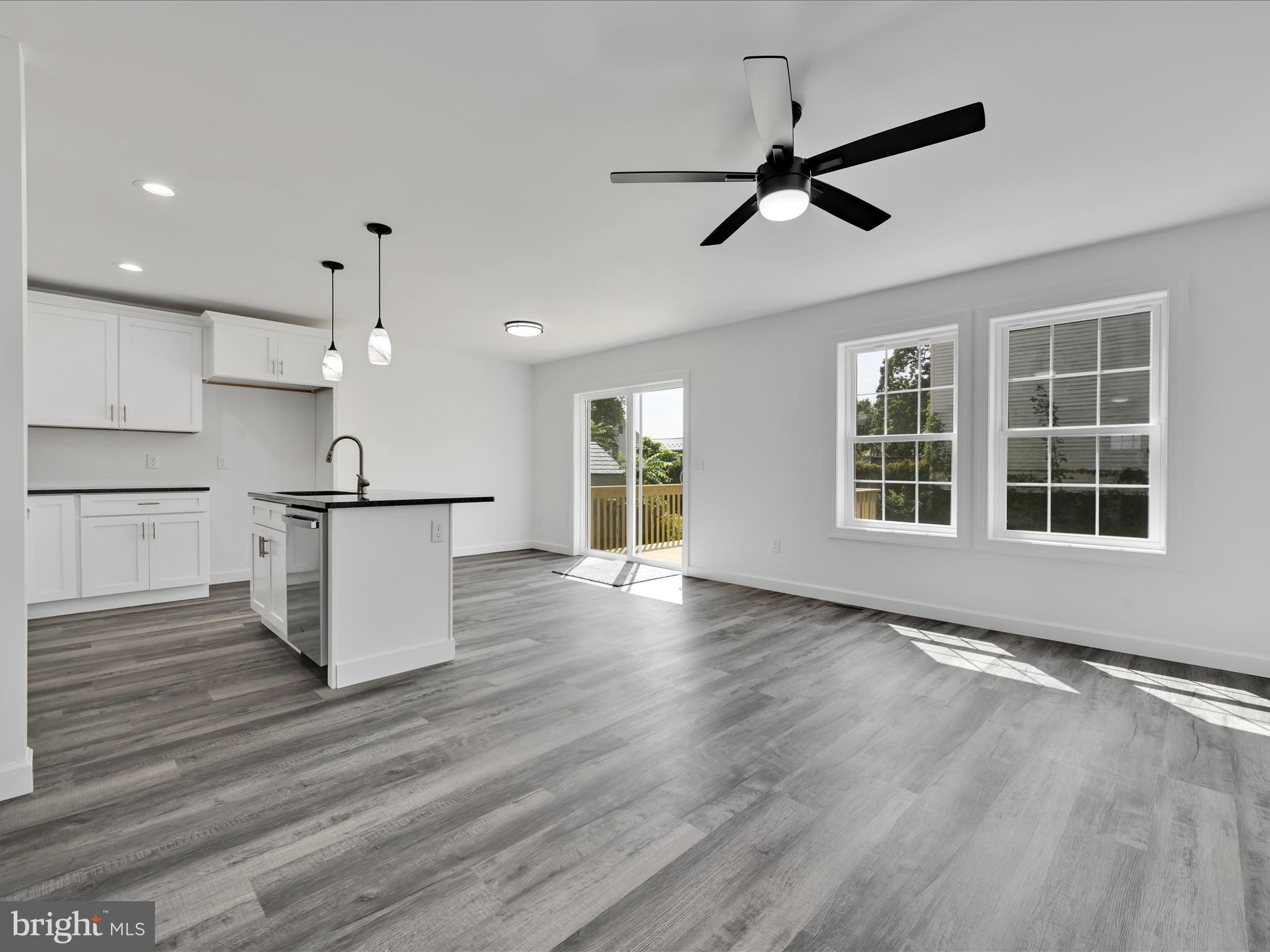 FRACKVILLE - Residential