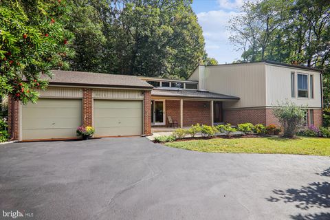 8805 HIDDEN HILL LANE ROCKVILLE MD 20854