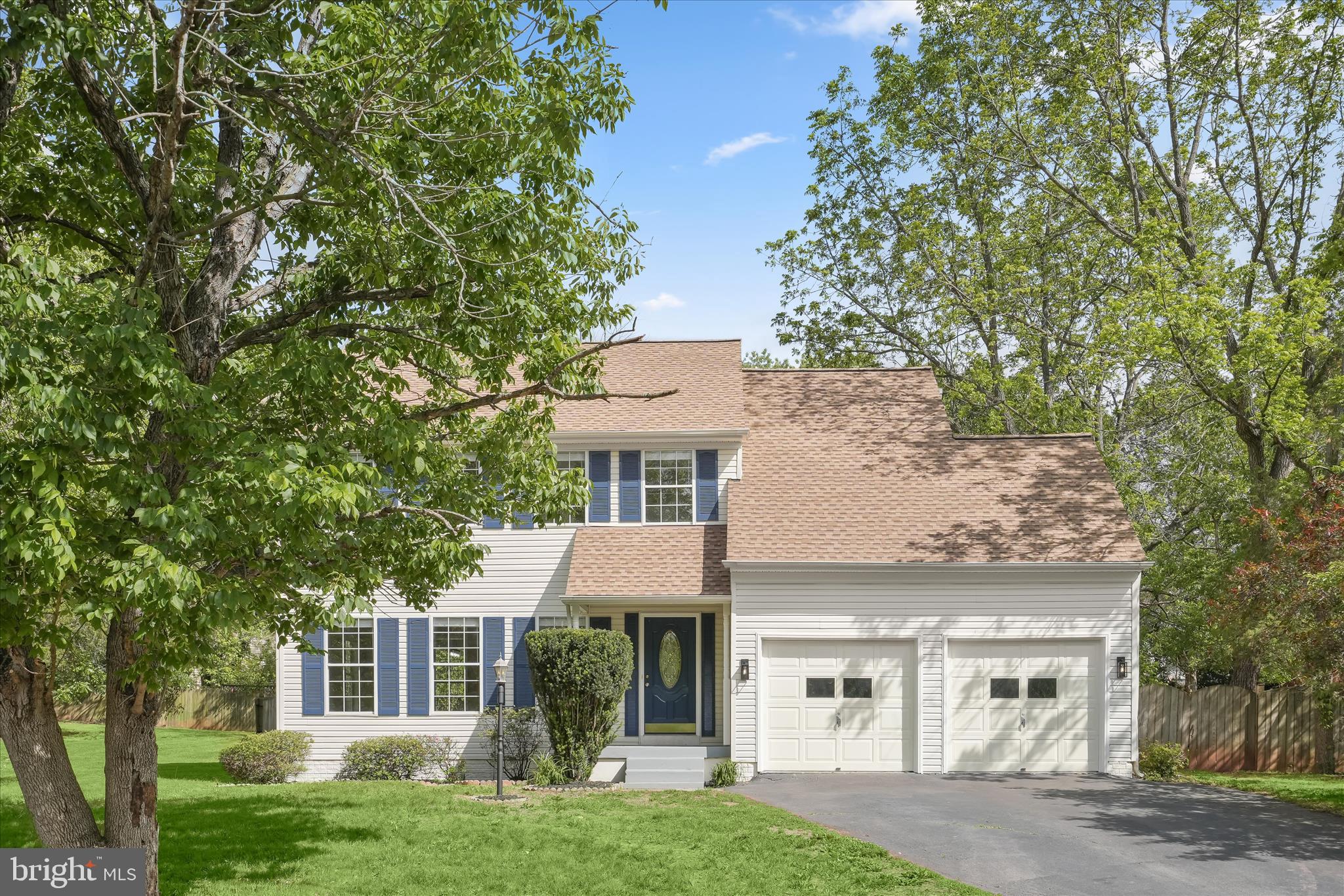 8229 SUNSET DRIVE