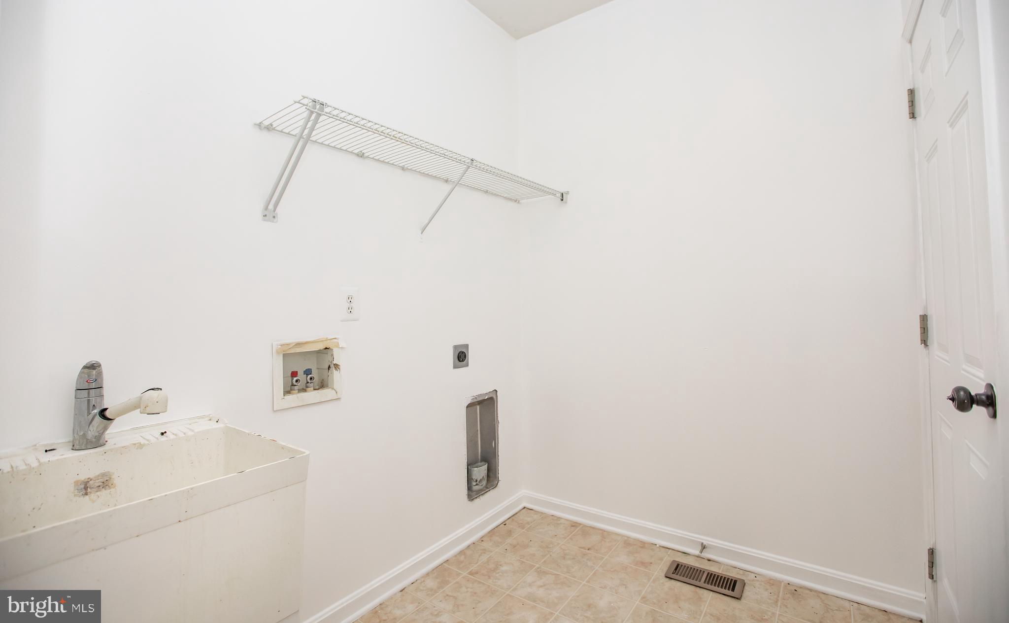 SHERIDAN ESTATES - Residential