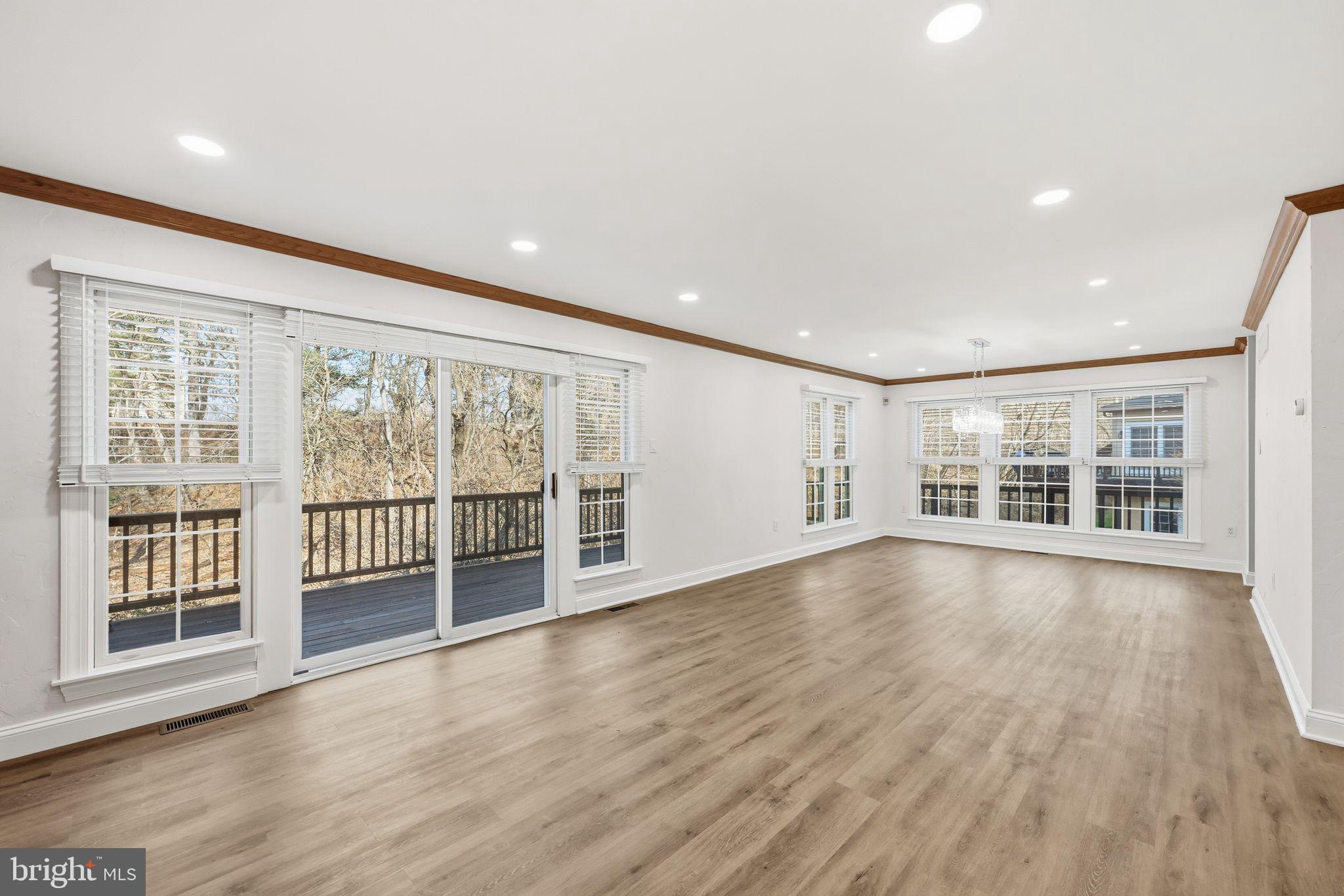 BREYER WOODS - Residential