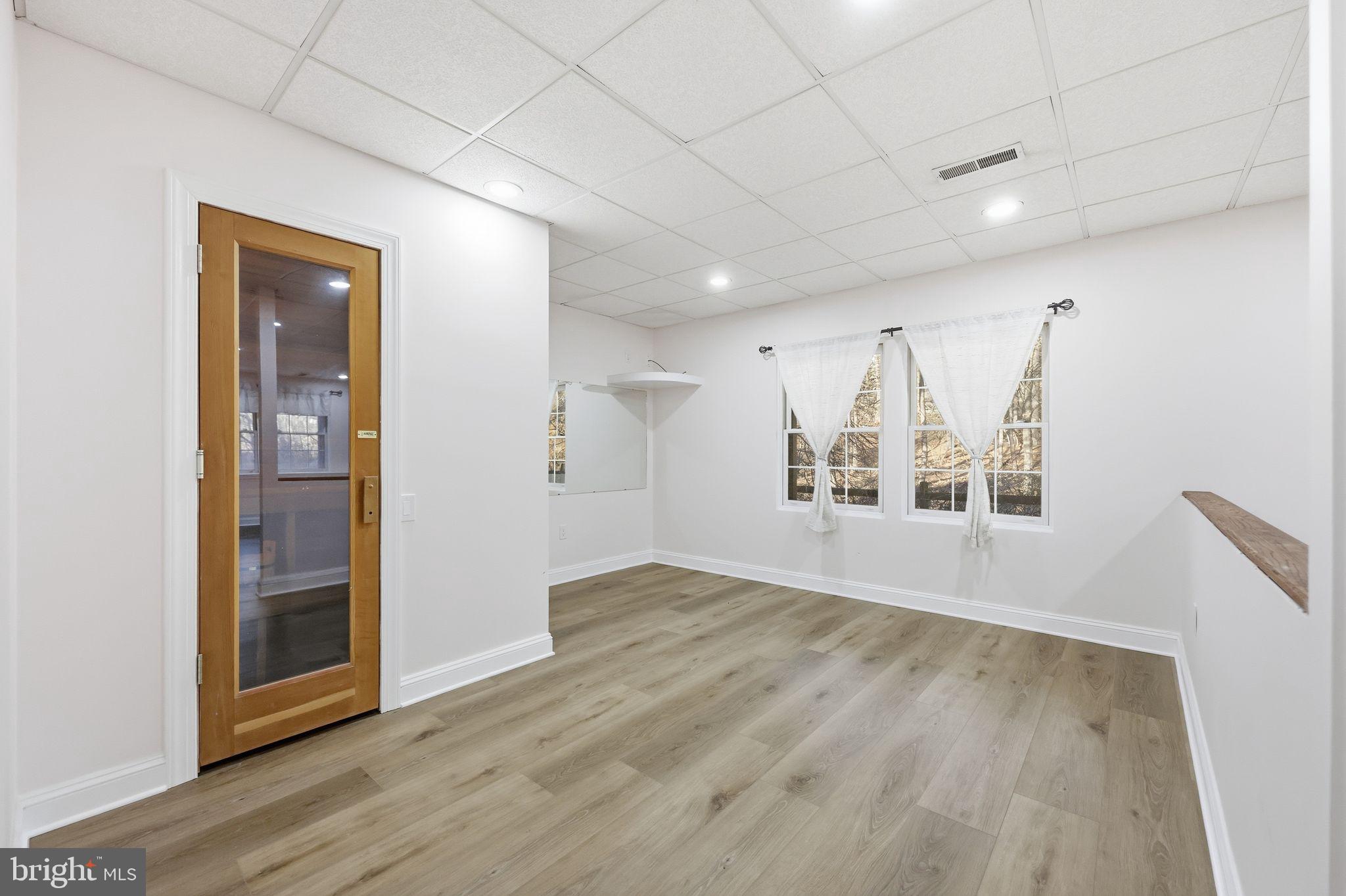 BREYER WOODS - Residential