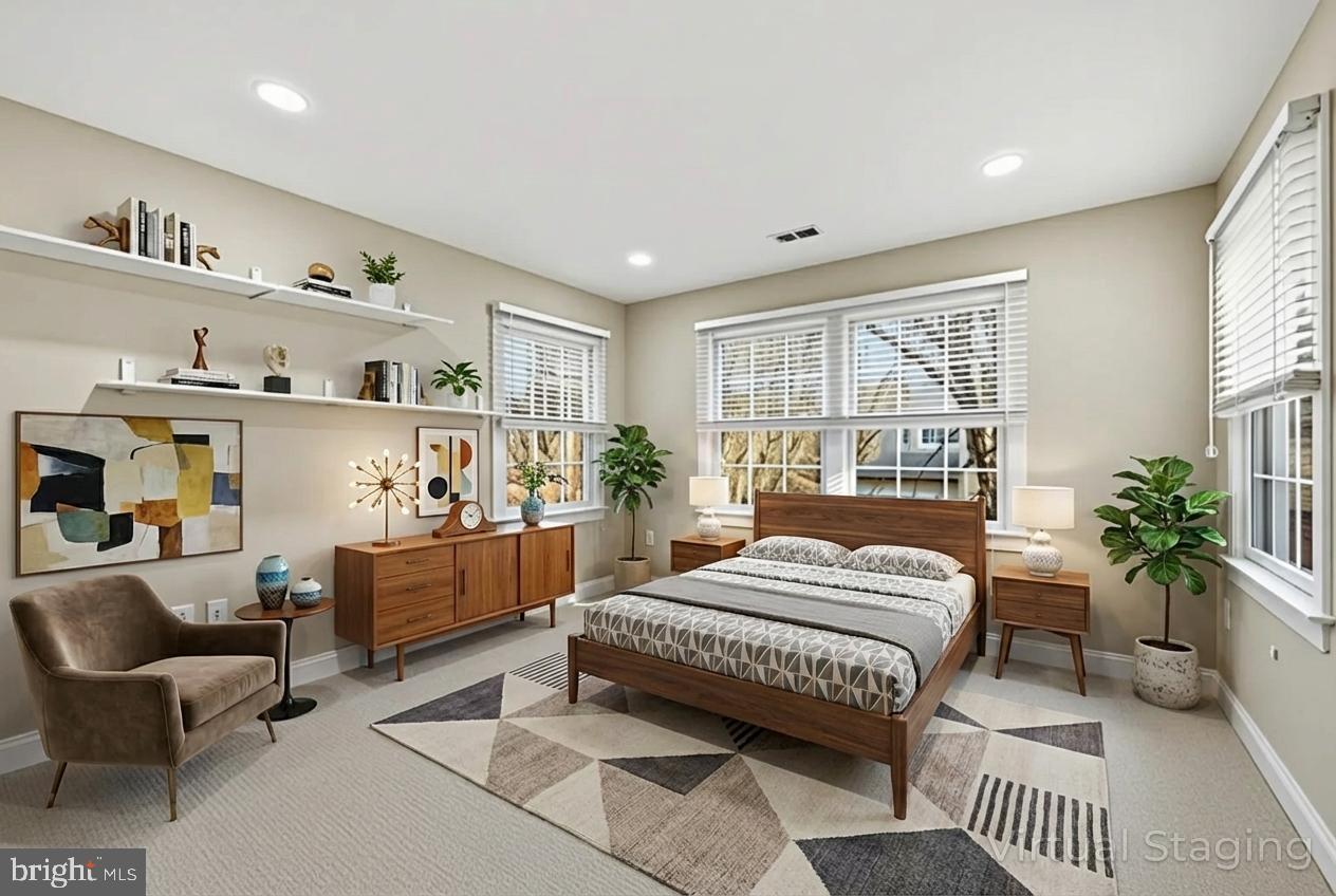 BREYER WOODS - Residential