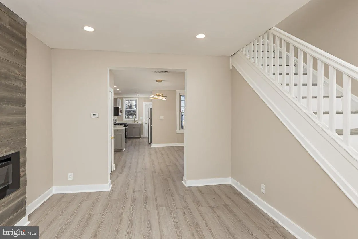 Baltimore, Maryland 21229, United States, 3 Bedrooms Bedrooms, ,2 BathroomsBathrooms,Residential,Active,905