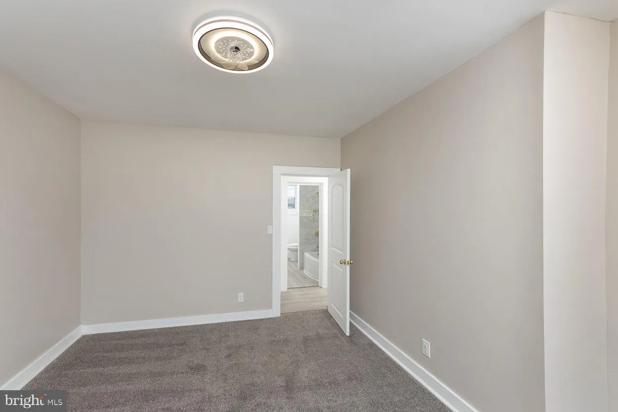 Baltimore, Maryland 21229, United States, 3 Bedrooms Bedrooms, ,2 BathroomsBathrooms,Residential,Active,905