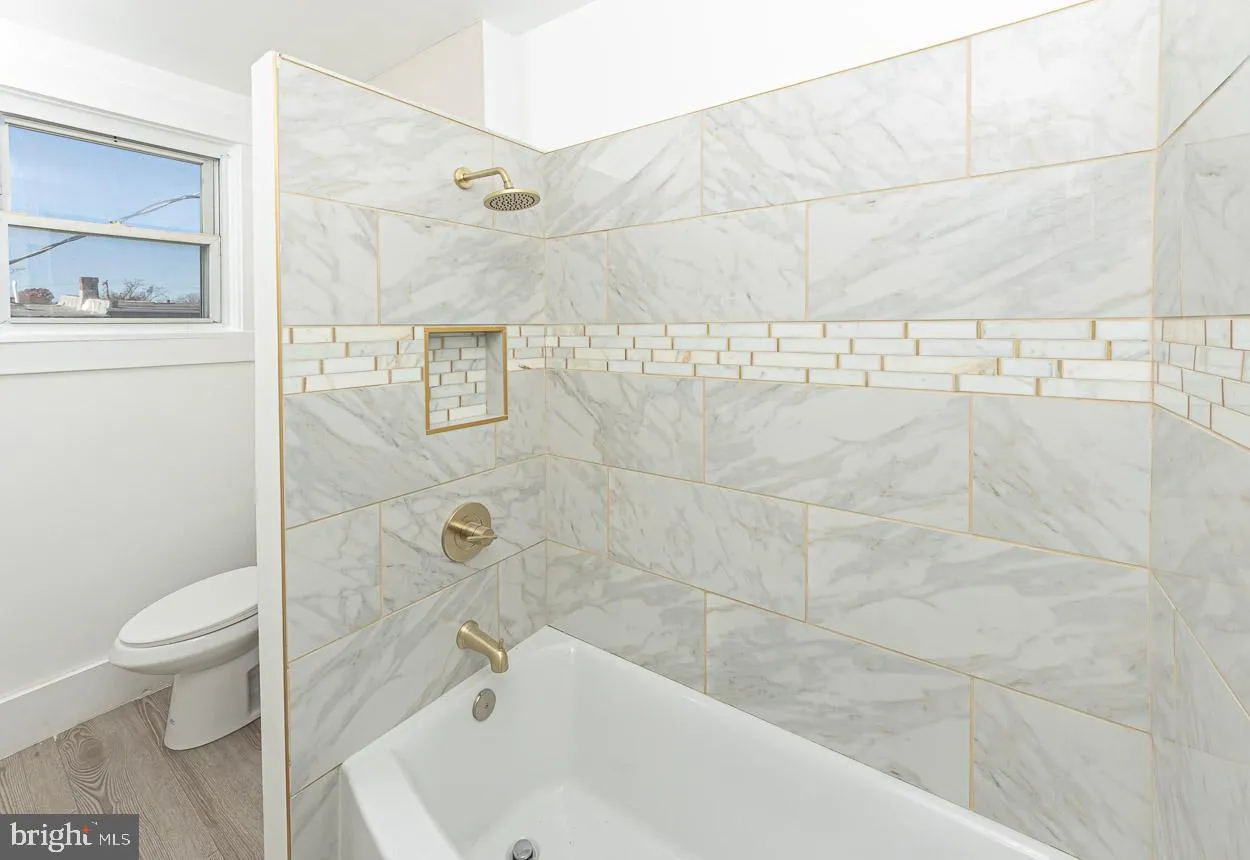 Baltimore, Maryland 21229, United States, 3 Bedrooms Bedrooms, ,2 BathroomsBathrooms,Residential,Active,905