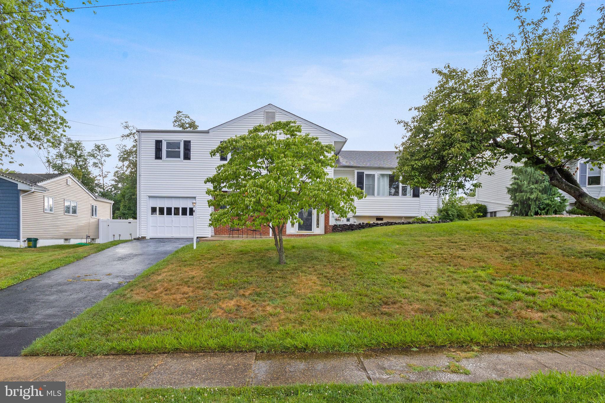 7 HEMPSTEAD ROAD