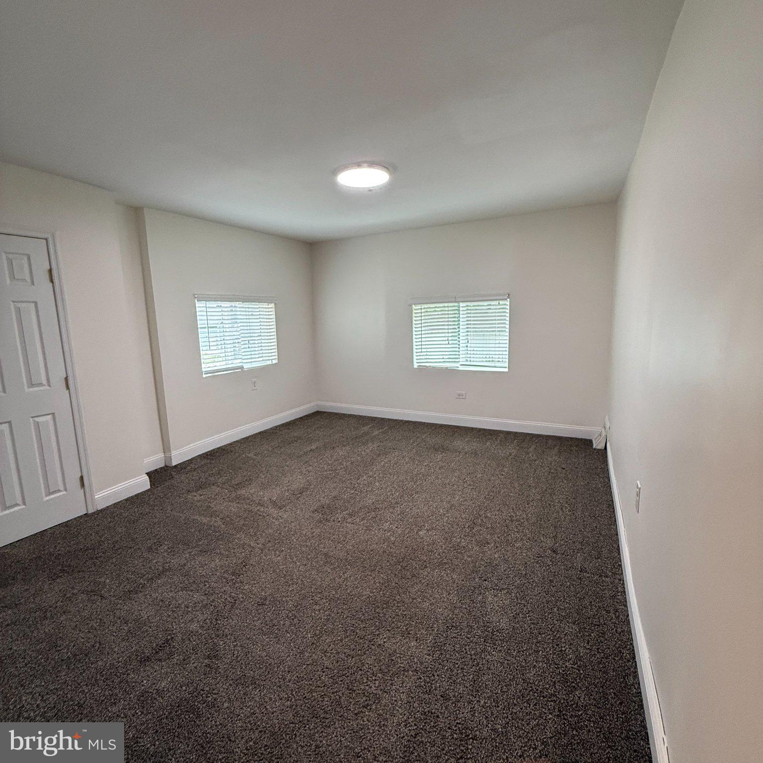 862 BIRCH TRL