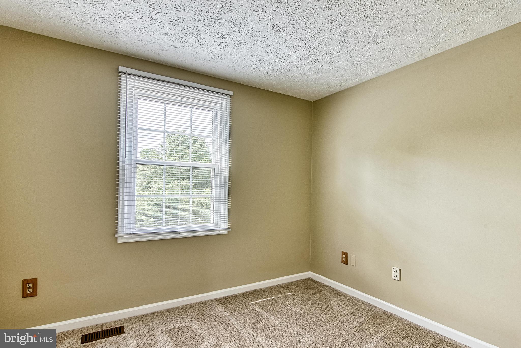 NESTORIA - Residential Lease