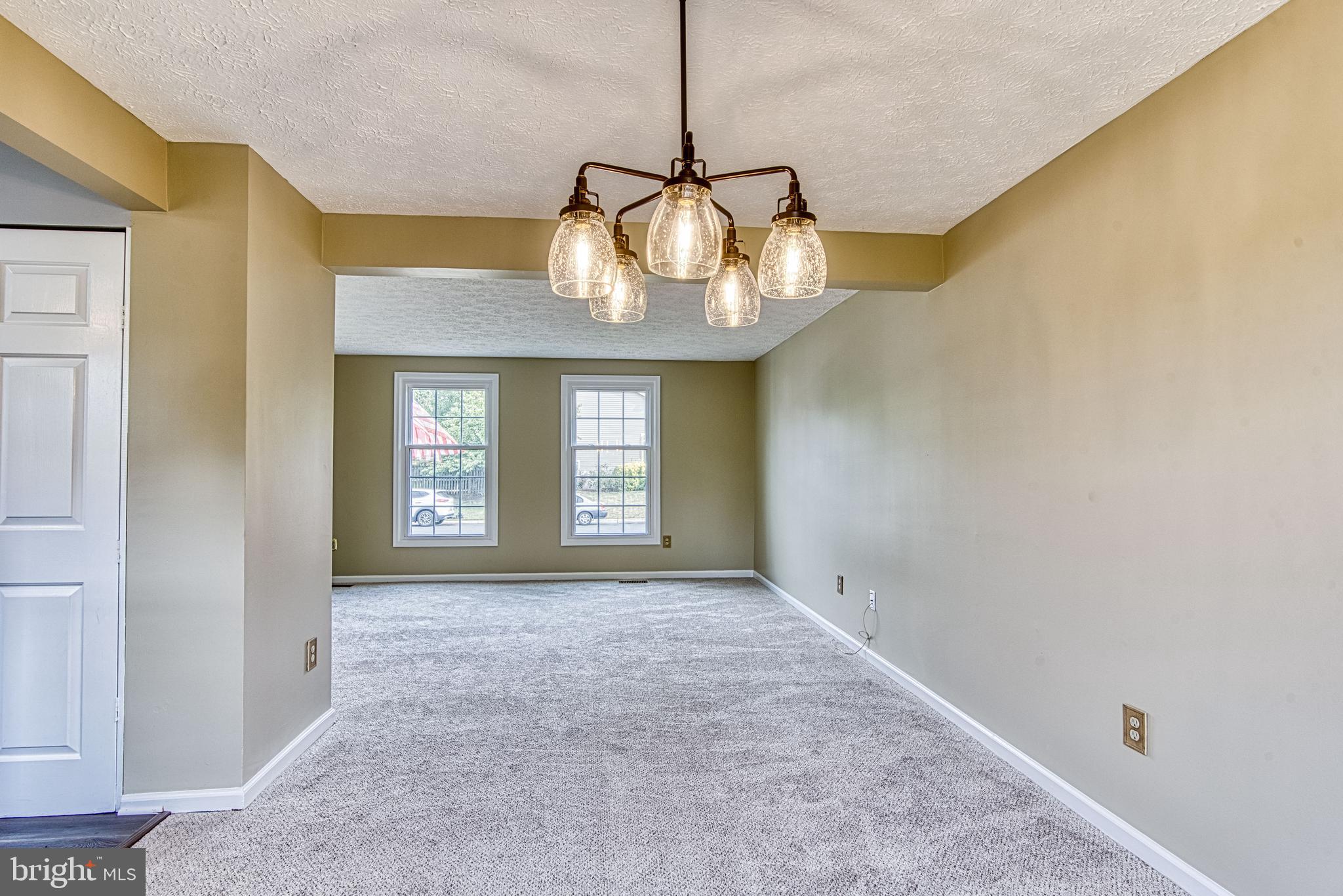 NESTORIA - Residential Lease