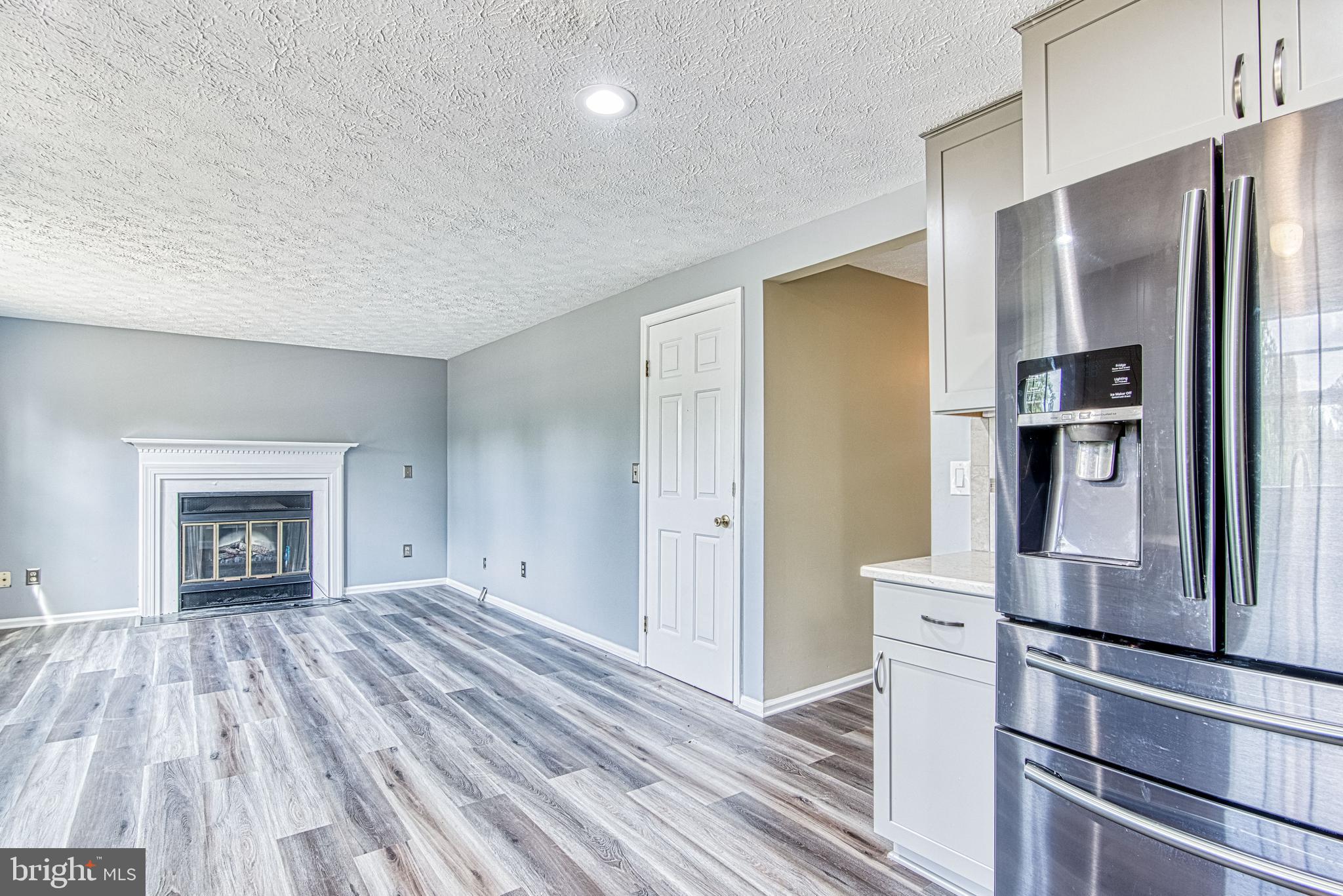 NESTORIA - Residential Lease