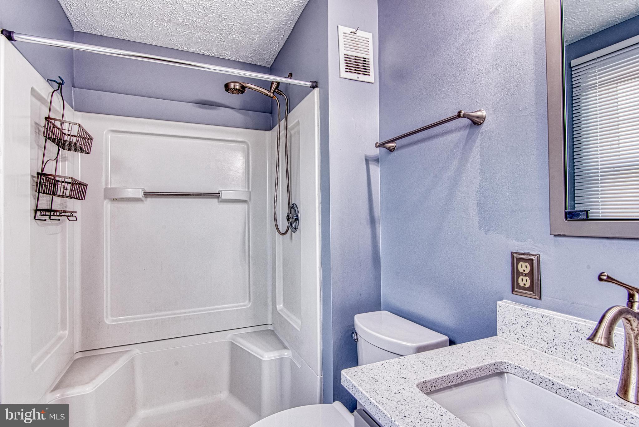 NESTORIA - Residential Lease