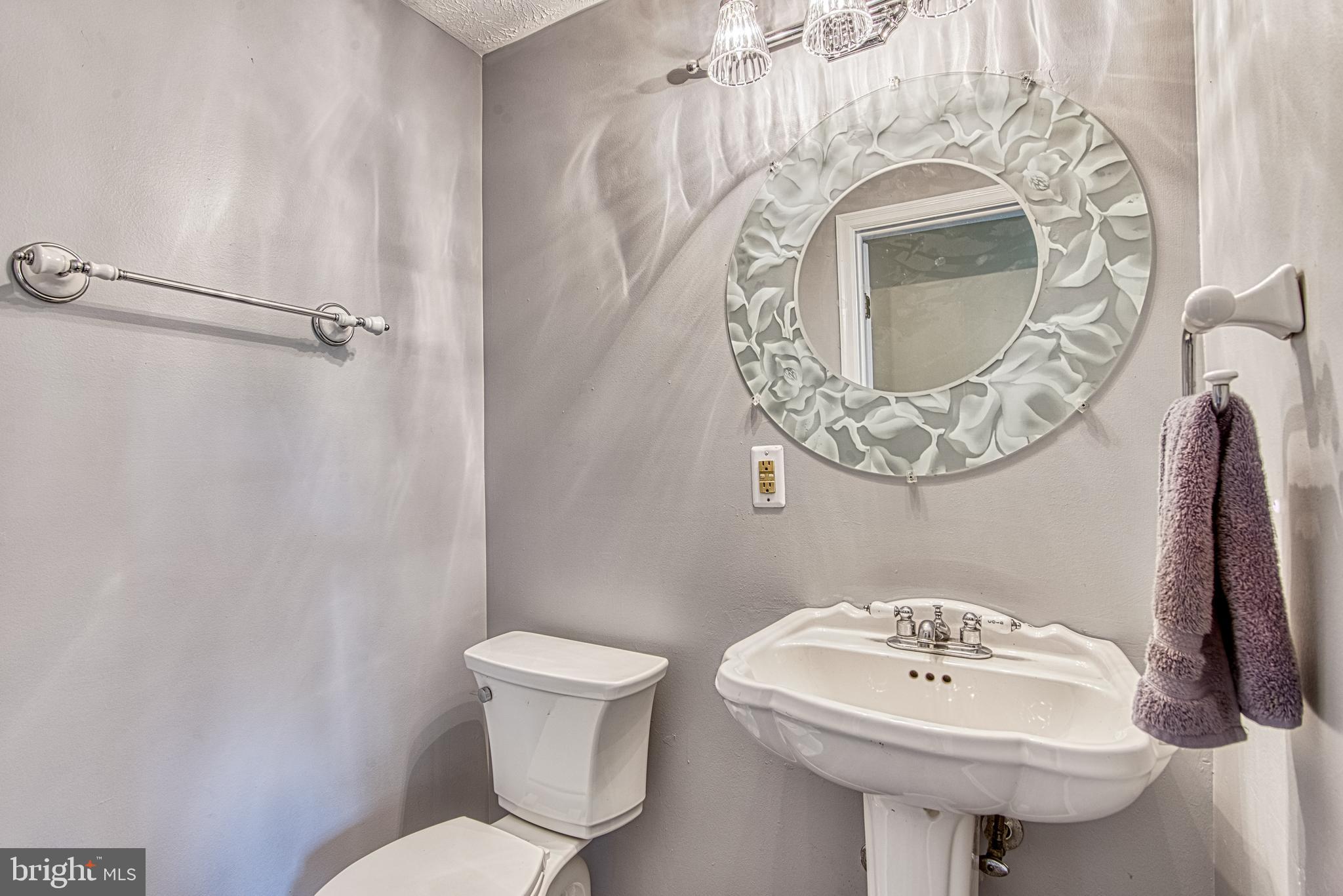 NESTORIA - Residential Lease