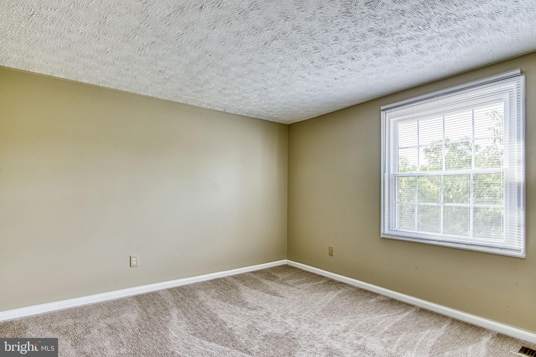 NESTORIA - Residential Lease