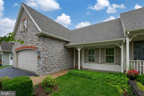 Photo of 1022 Cambridge Drive, Manheim, PA 17545 (MLS # PALA2057800)