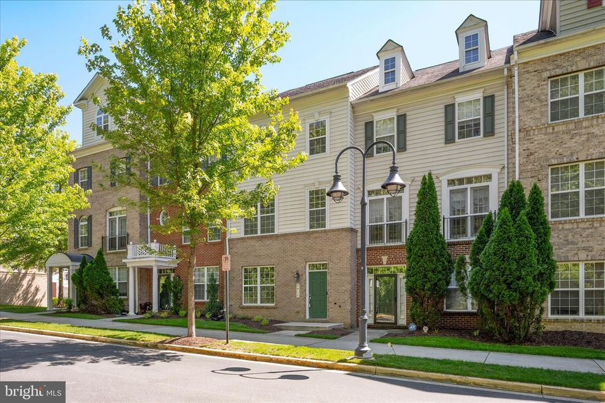 Welcome home to this beautifully maintained townhome in the highly sought-after Summerfield Community. Thoughtfully designed for both everyday comfort and effortless entertaining, this spacious home features 3 generously sized bedrooms and 2 full baths on the upper level, along with a convenient half bath on the main floor. The fully finished basement offers valuable additional living space complete with an extra half bath perfect for a recreation room, home office, gym, or guest retreat. Enjoy all the benefits of community living with access to outstanding amenities including a clubhouse, fitness center, and swimming pool. Combining style, functionality, and convenience, this exceptional home offers the lifestyle you’ve been looking for.