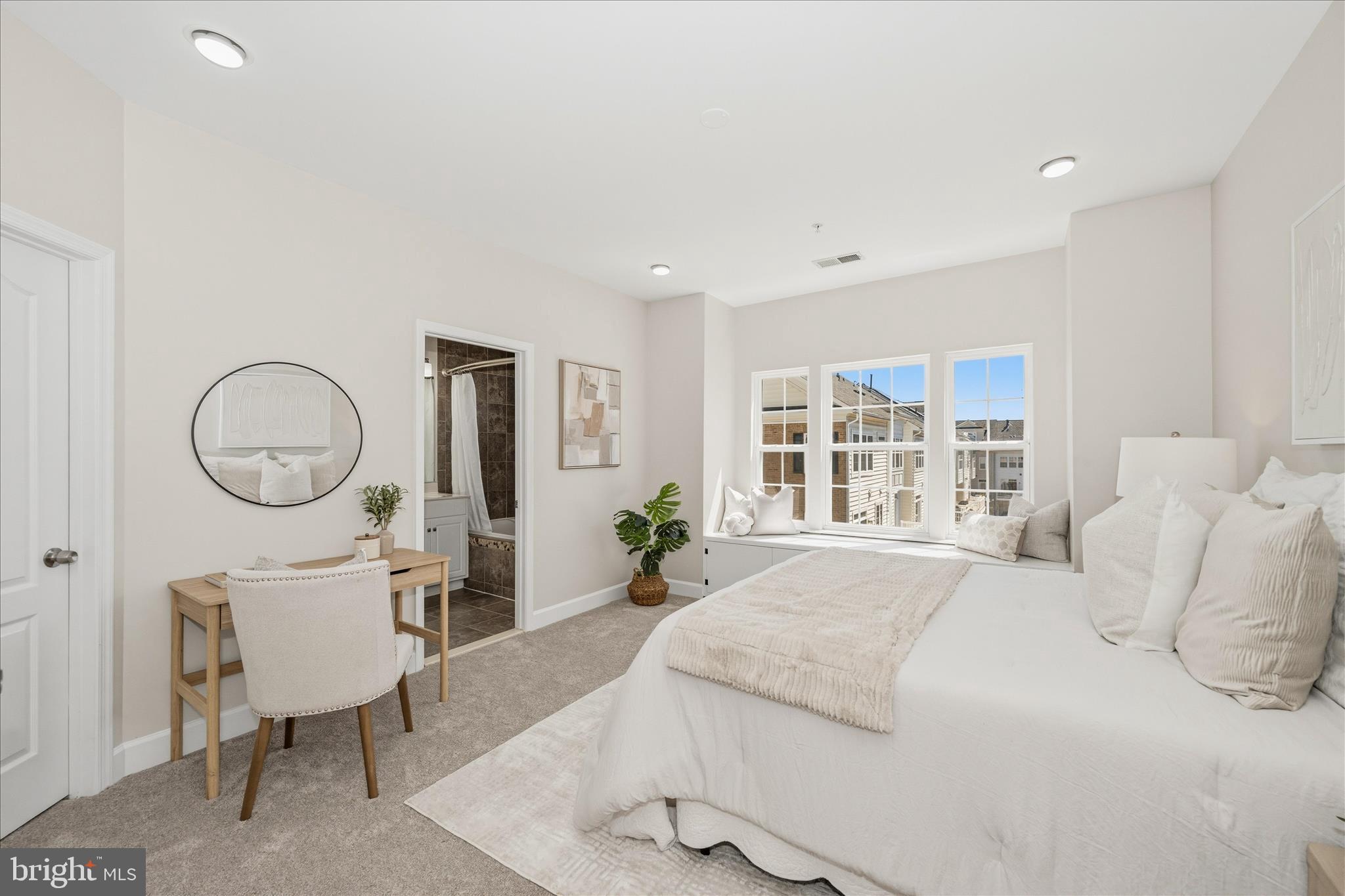 SUMMERFIELD - Residential