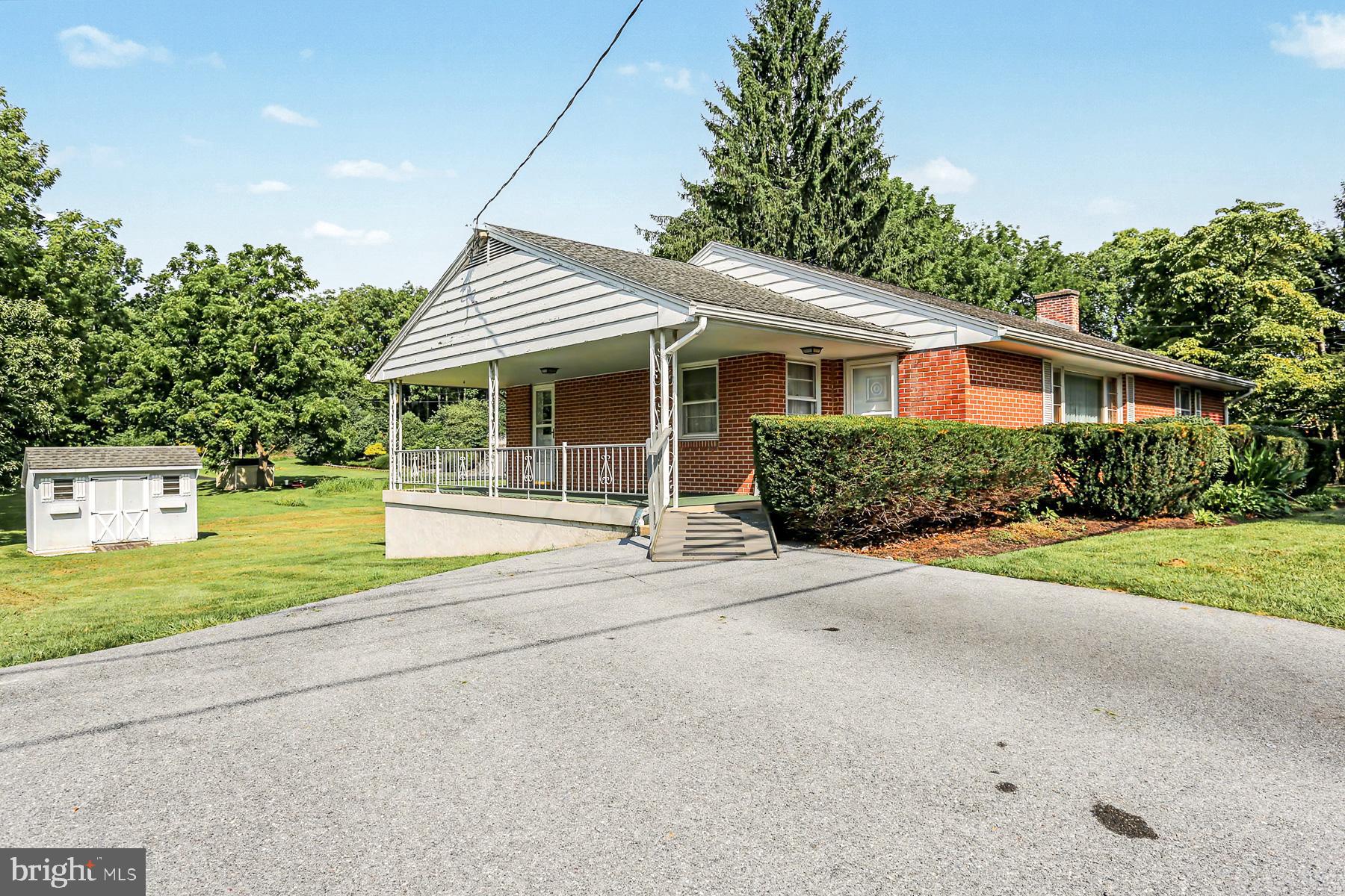 492 MIDDLETOWN ROAD
