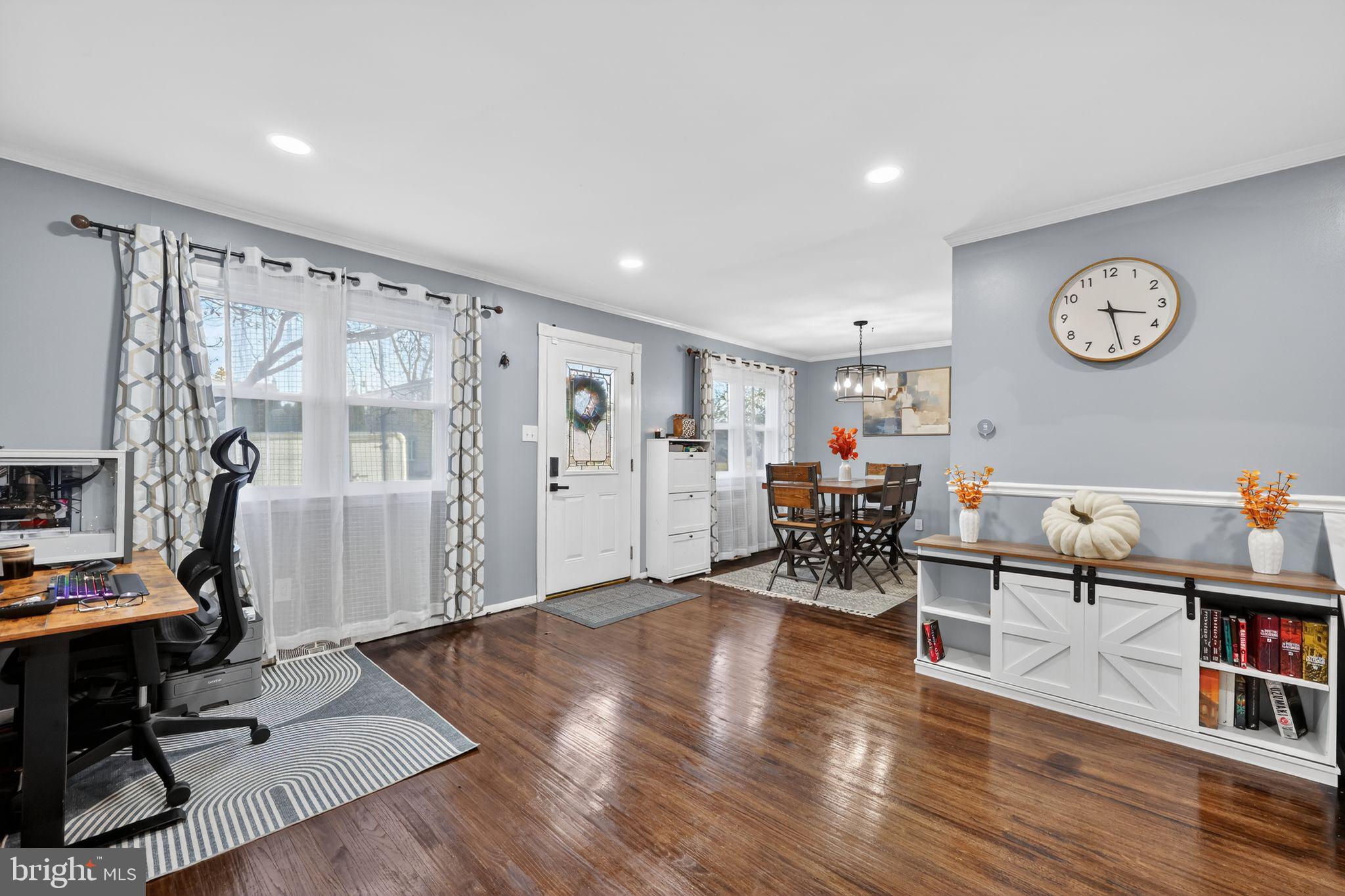 NORTH HILLS - Residential