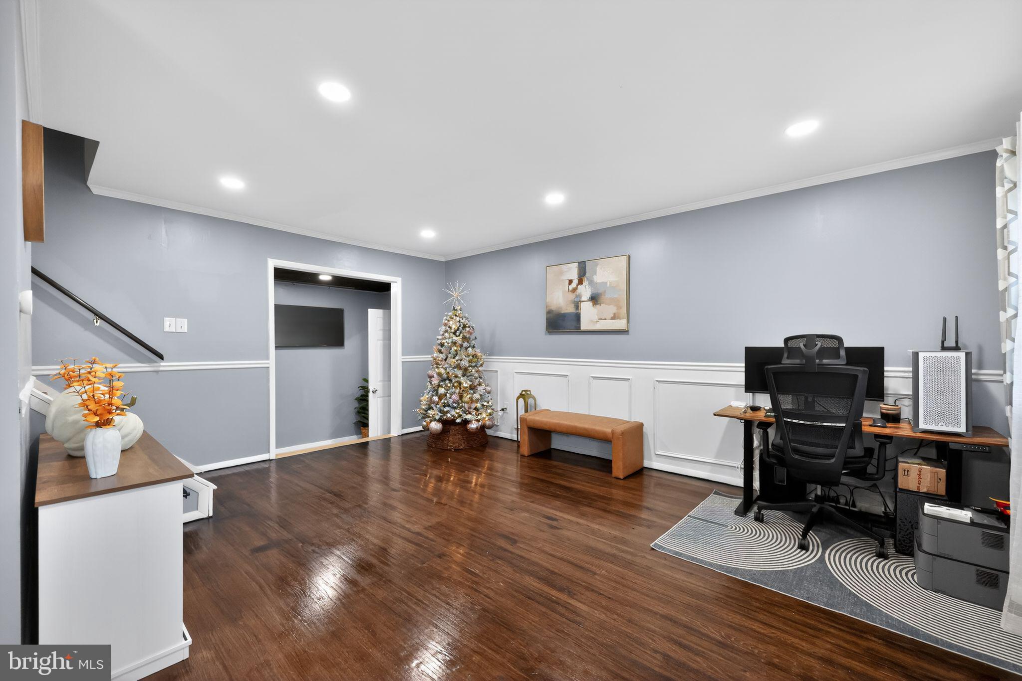 NORTH HILLS - Residential