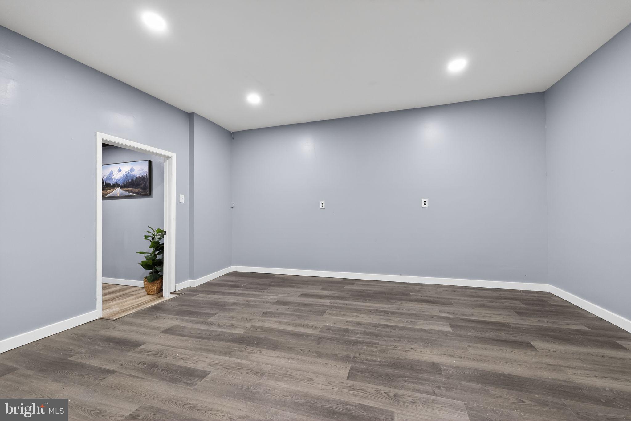 NORTH HILLS - Residential