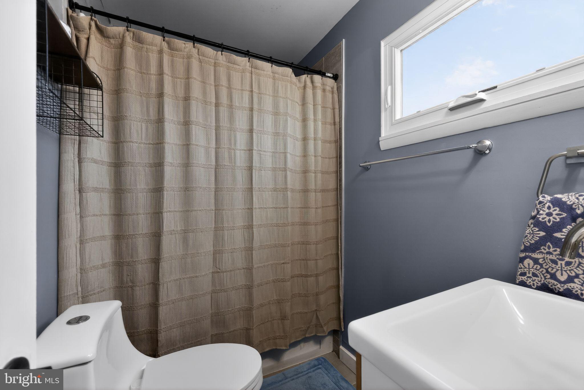 NORTH HILLS - Residential