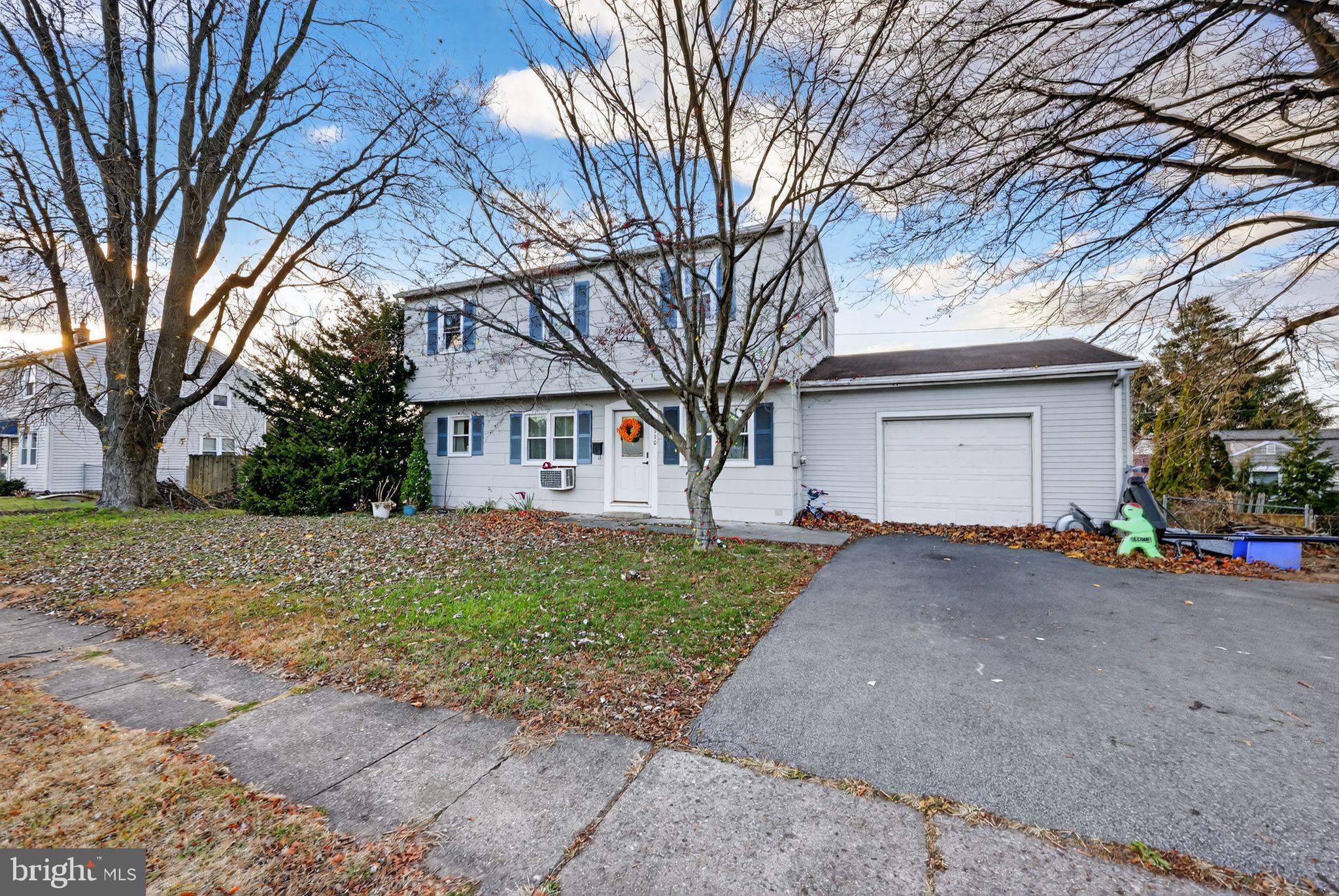 NORTH HILLS - Residential