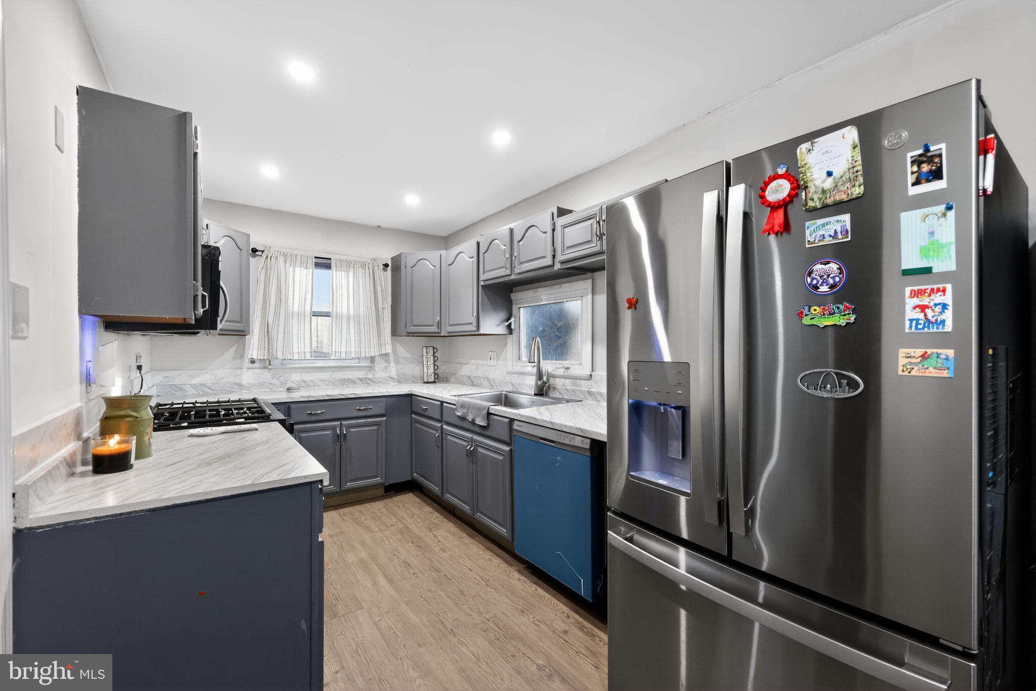 NORTH HILLS - Residential