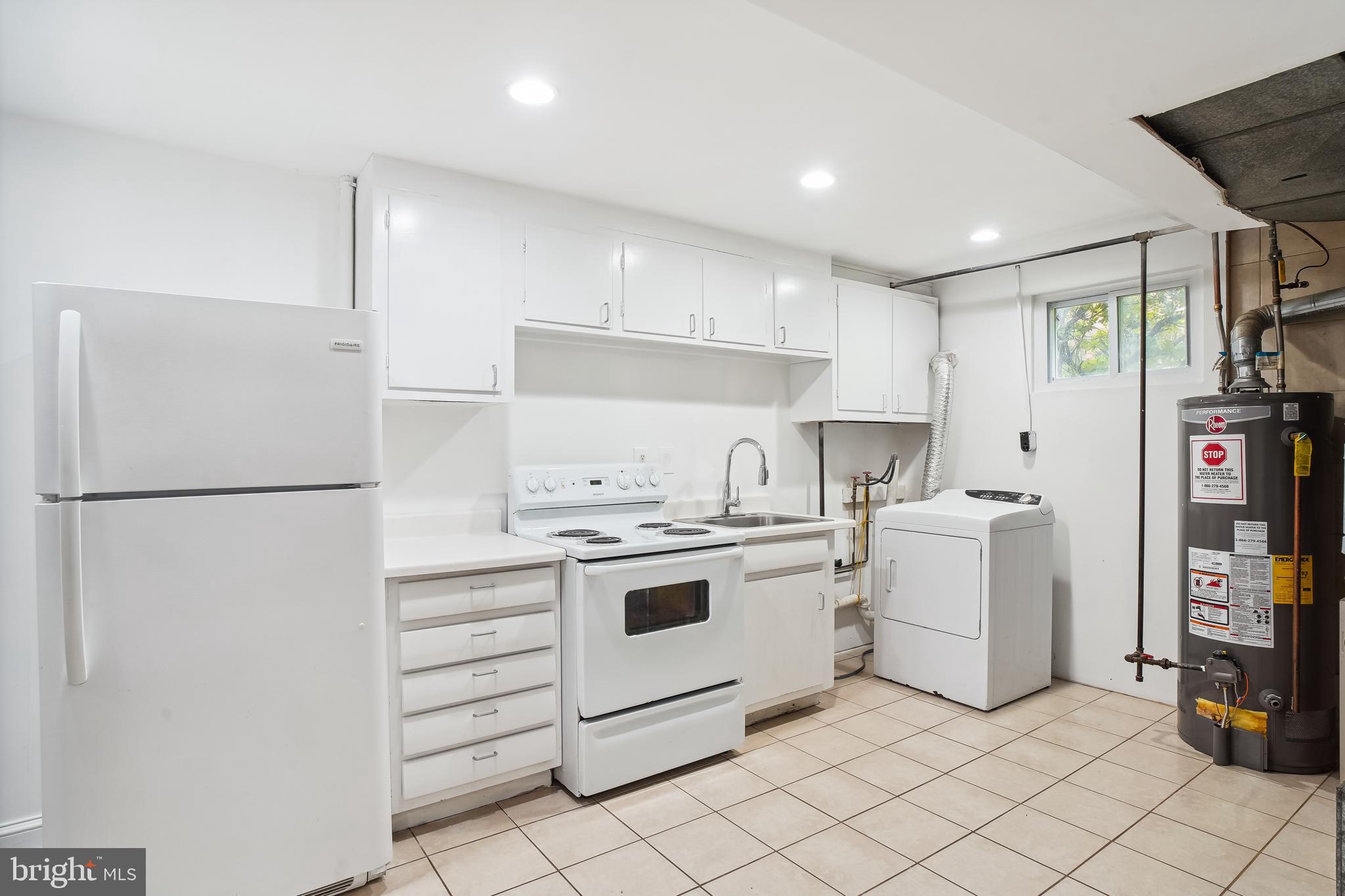 STONEYBROOK ESTATES - Residential