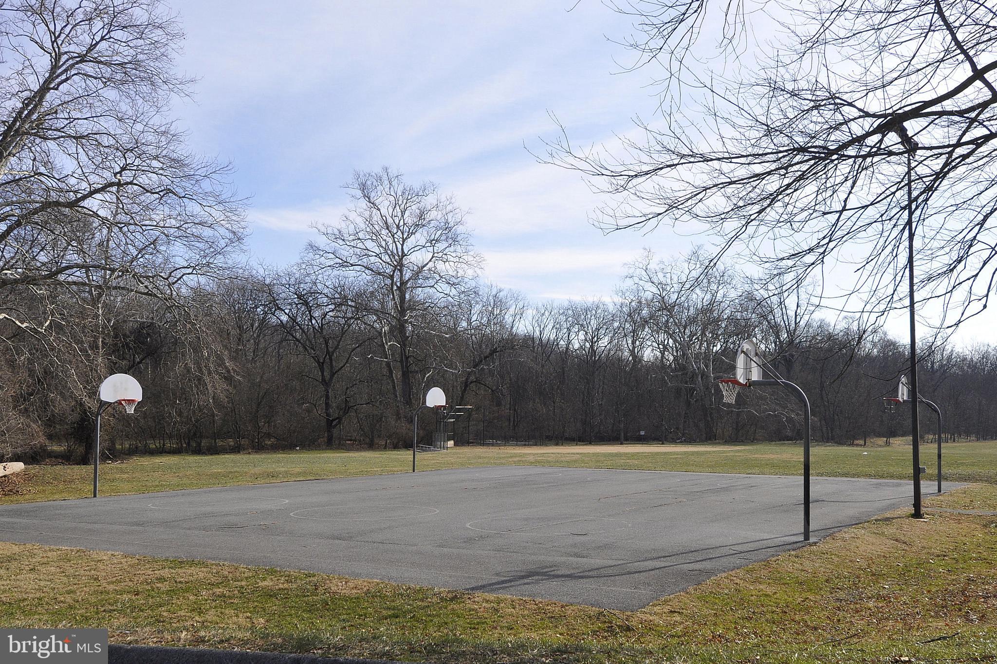 STONEYBROOK ESTATES - Residential