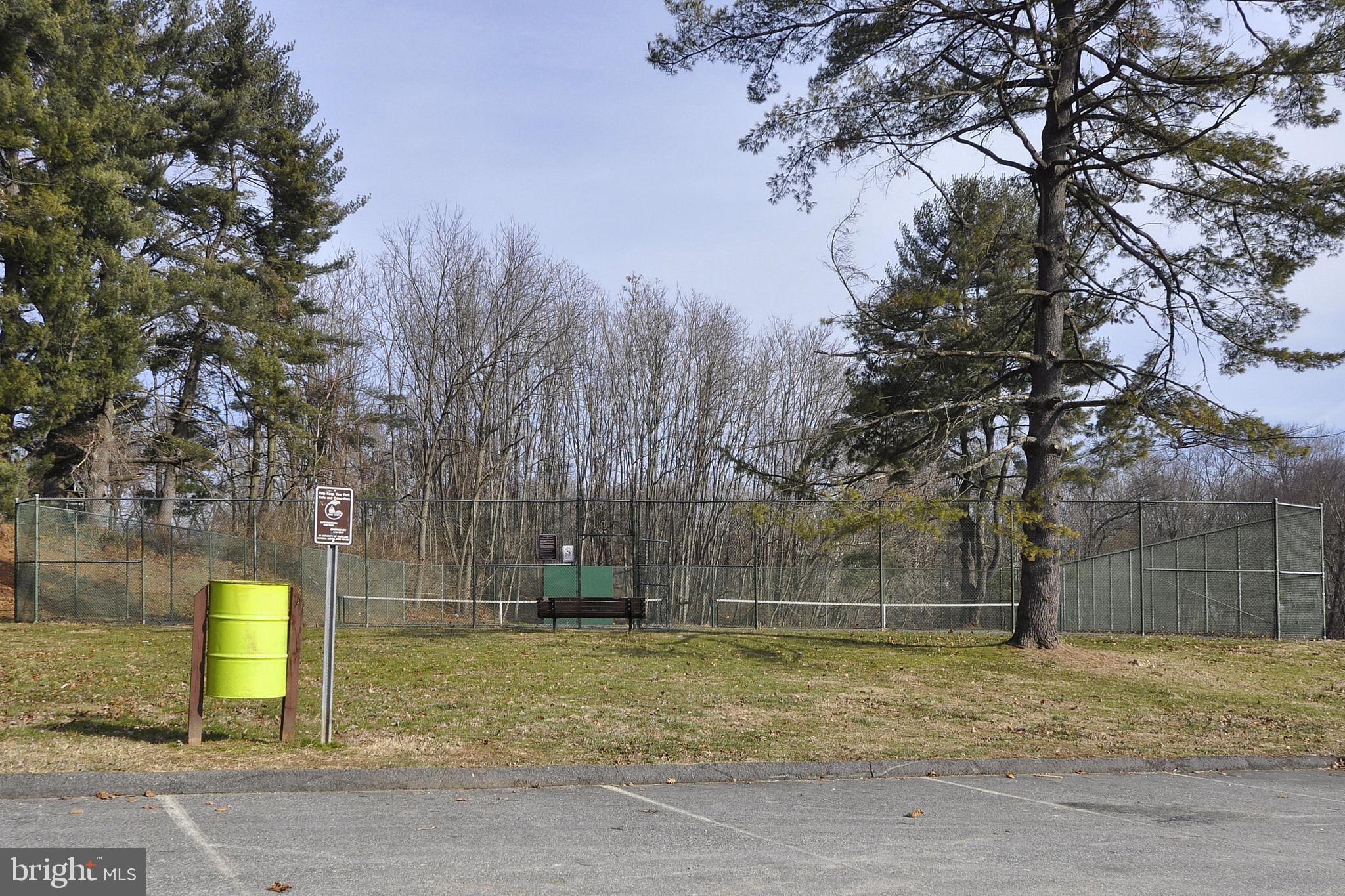 STONEYBROOK ESTATES - Residential