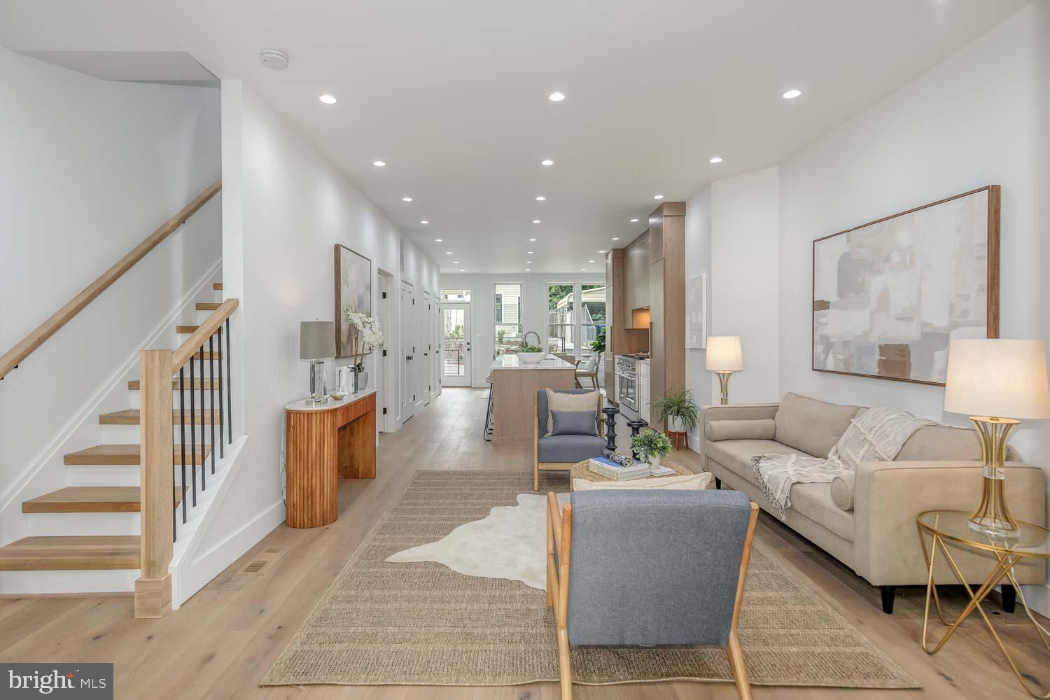 1438 TAYLOR STREET NW