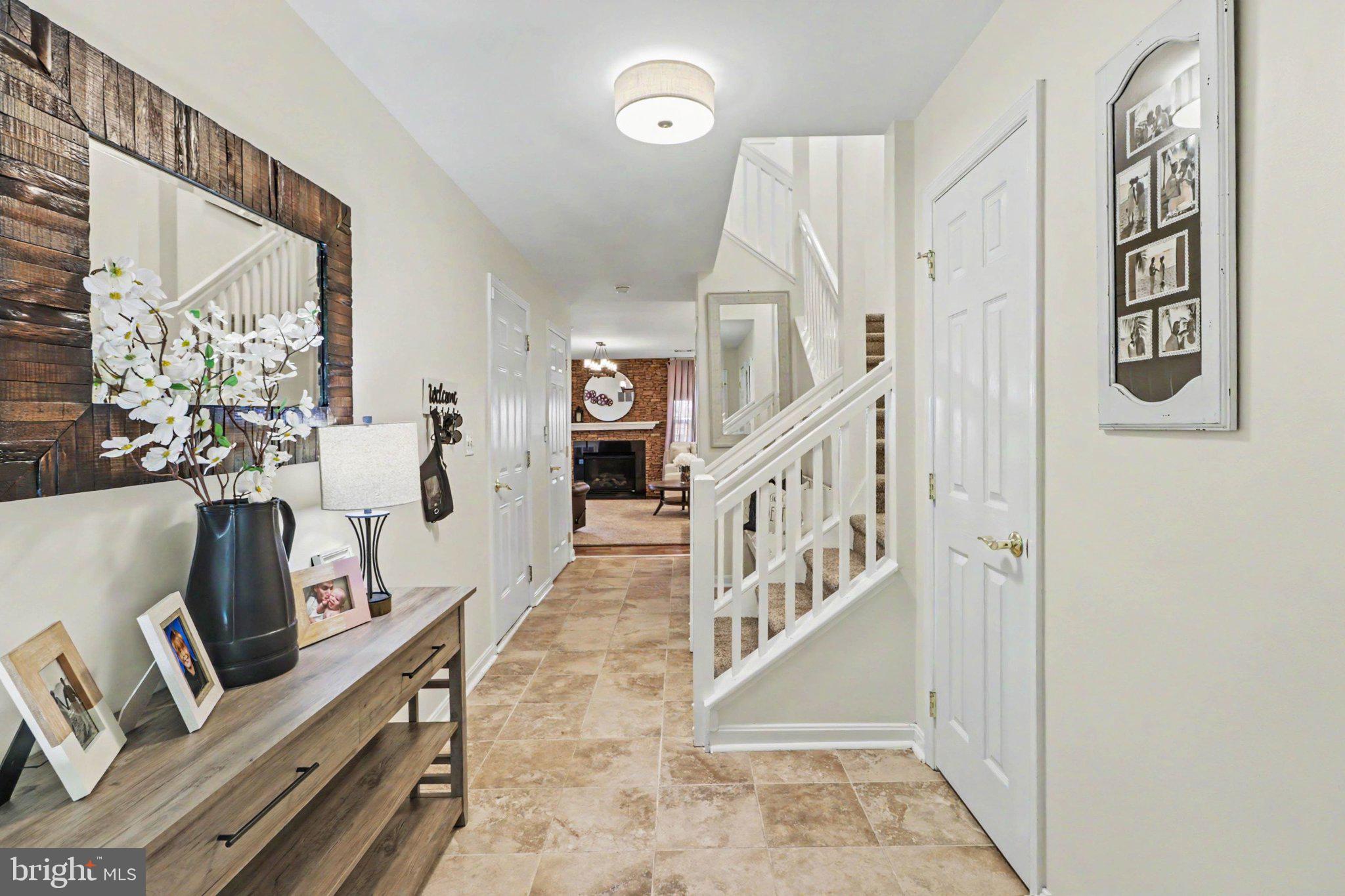 105 HAWK COURT