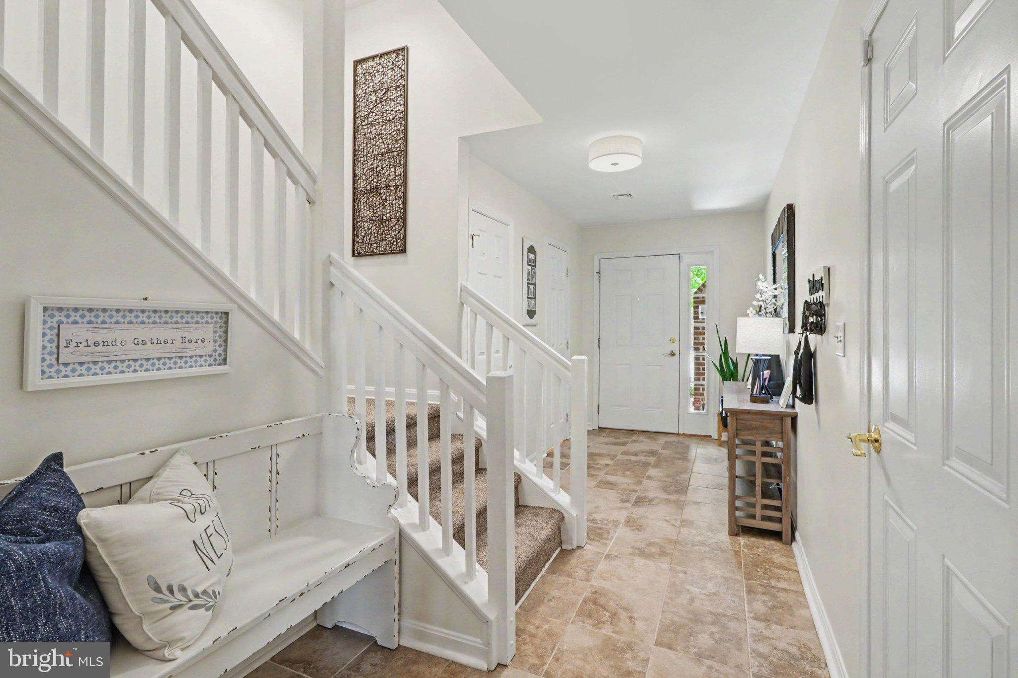 105 HAWK COURT