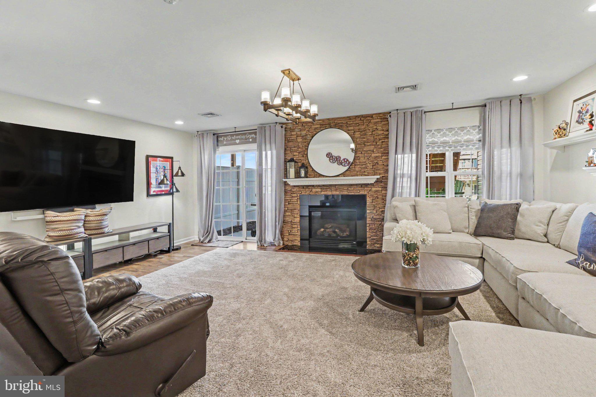 105 HAWK COURT