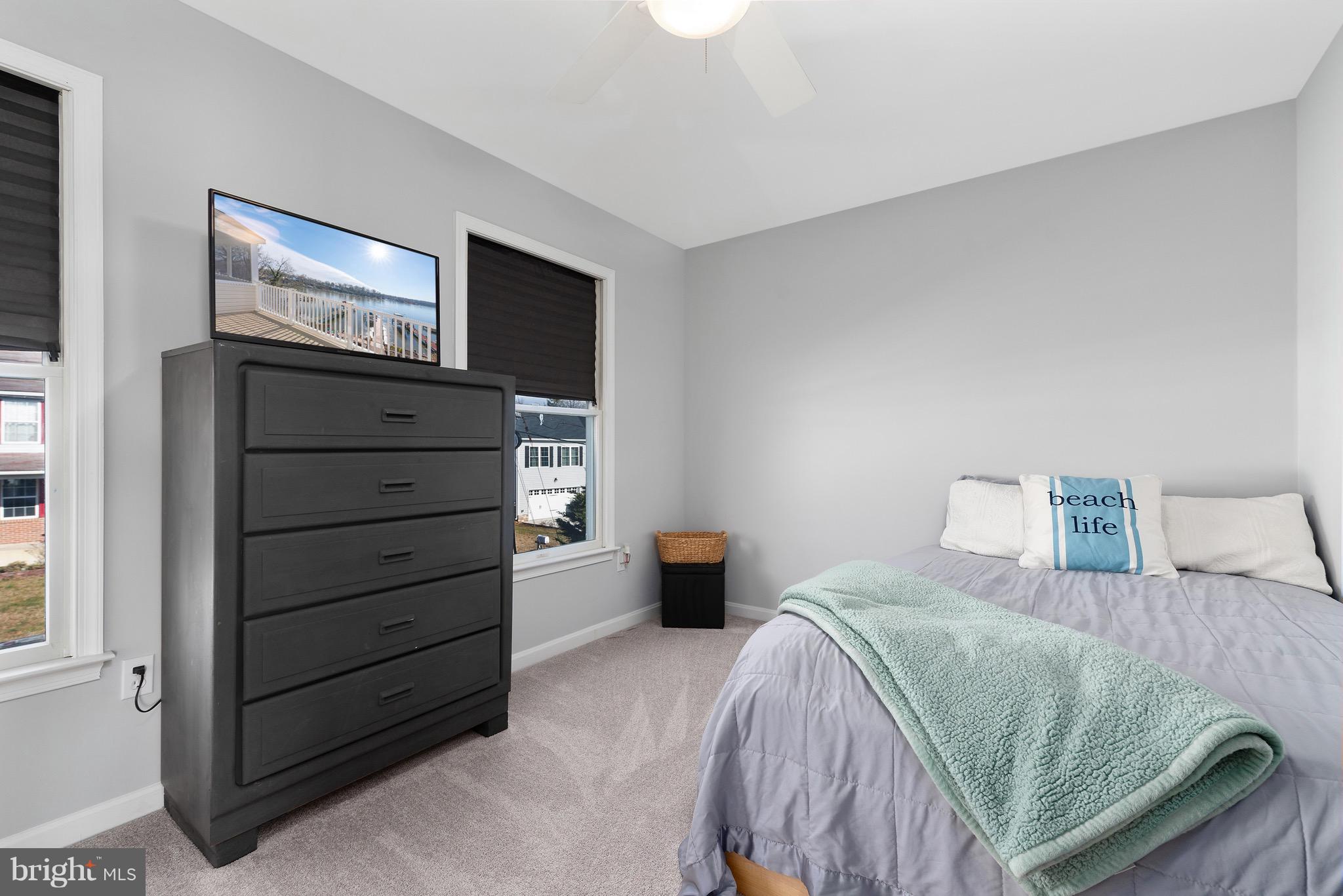 SILVER SANDS - Residential