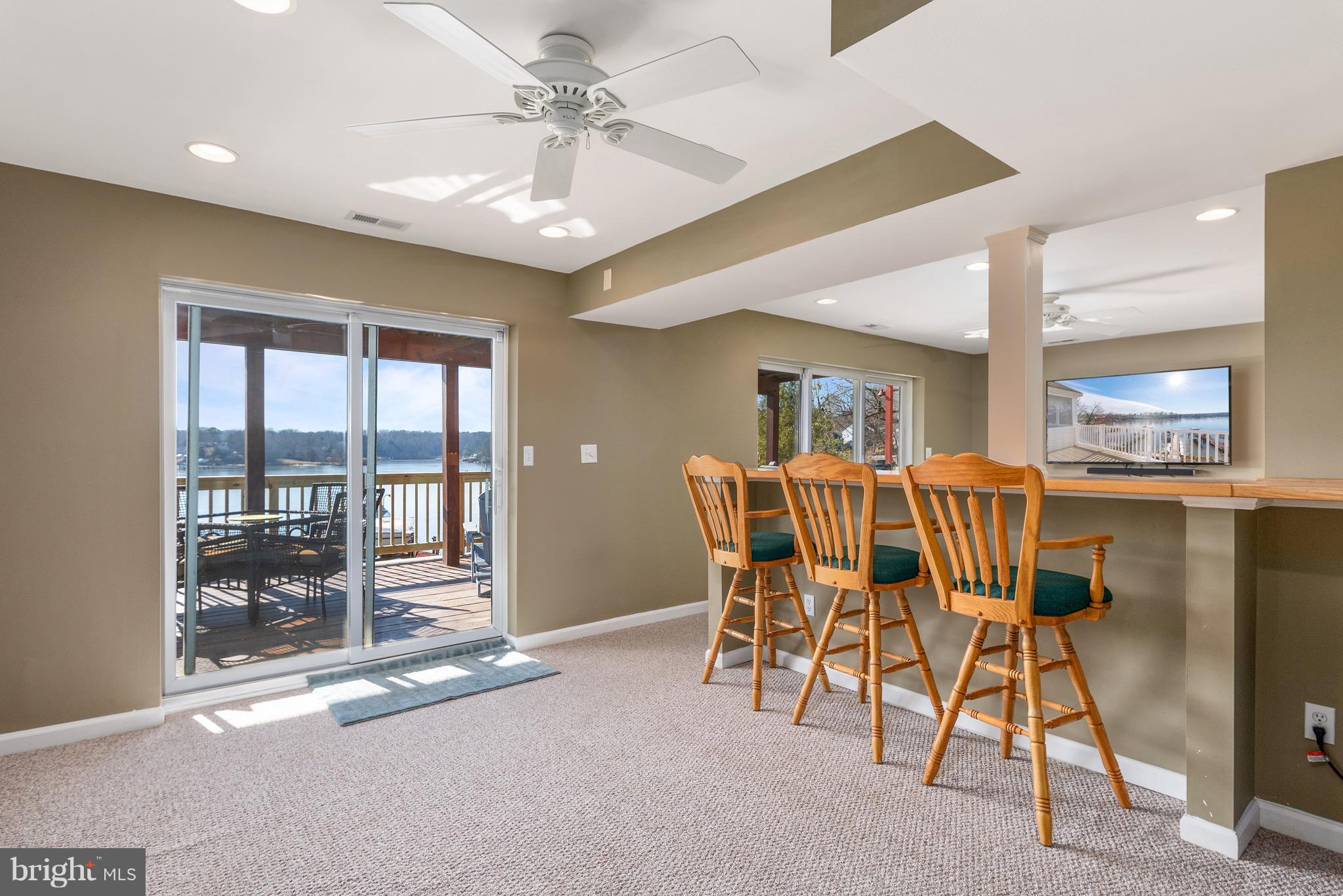 SILVER SANDS - Residential