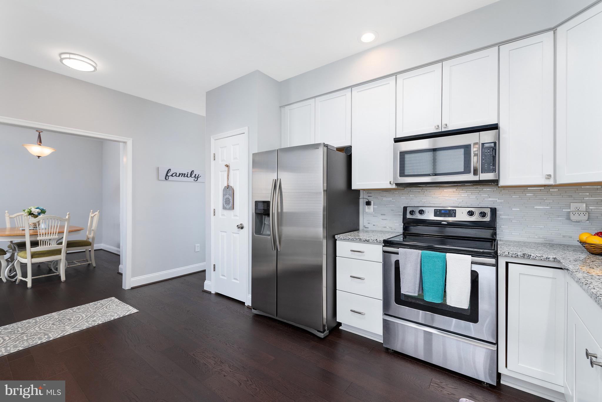 SILVER SANDS - Residential