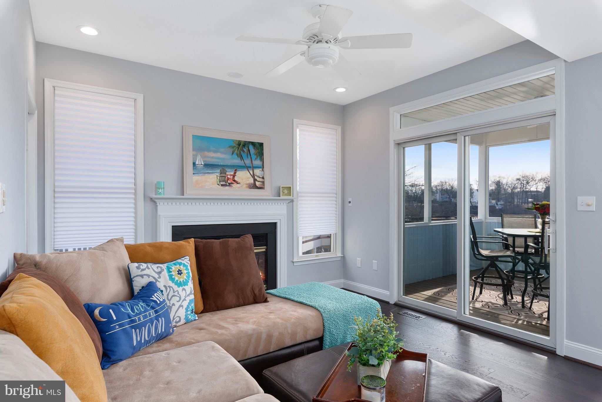 SILVER SANDS - Residential