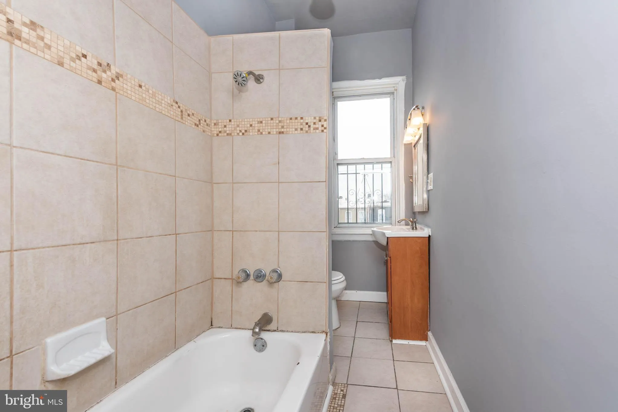 Baltimore, Maryland 21223, United States, 4 Bedrooms Bedrooms, ,2 BathroomsBathrooms,Residential,Active,94381