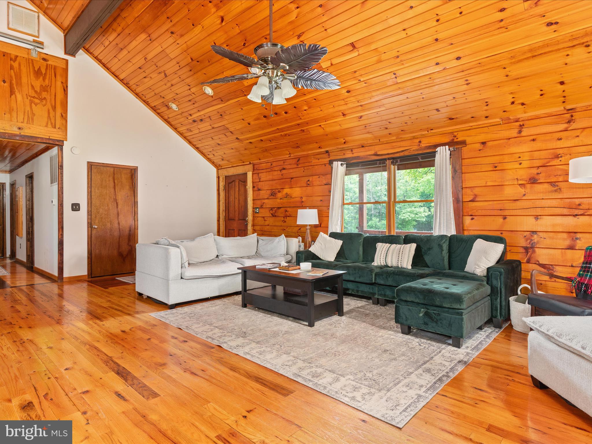 MEADOWOOD ACRES - Residential