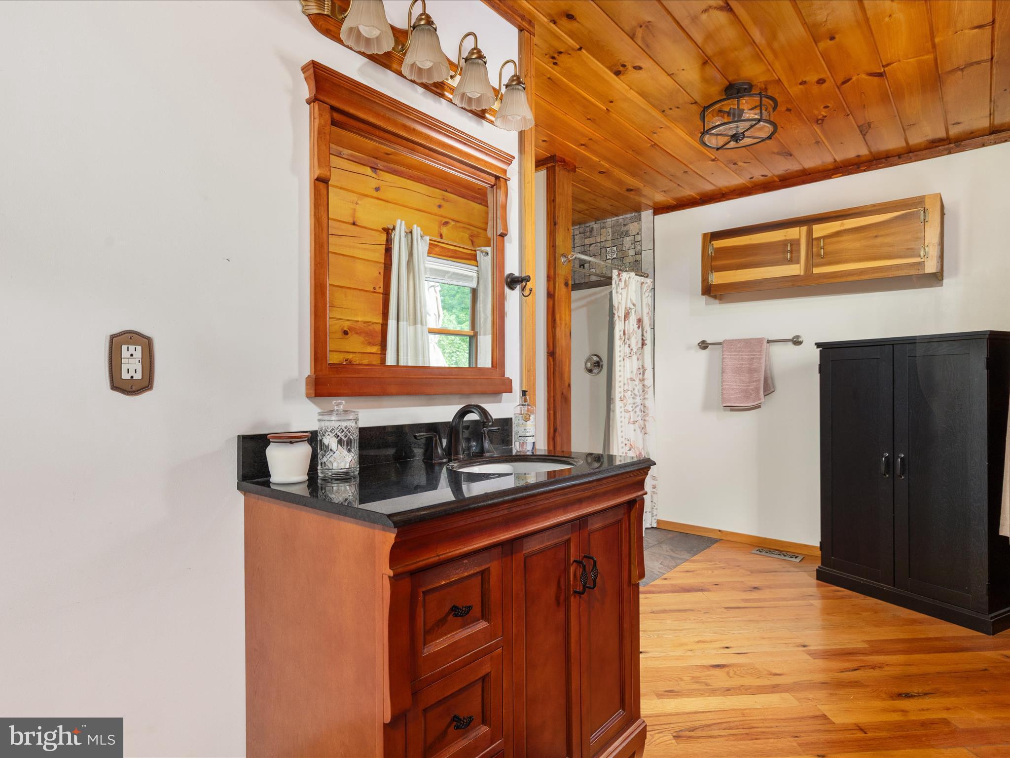 MEADOWOOD ACRES - Residential