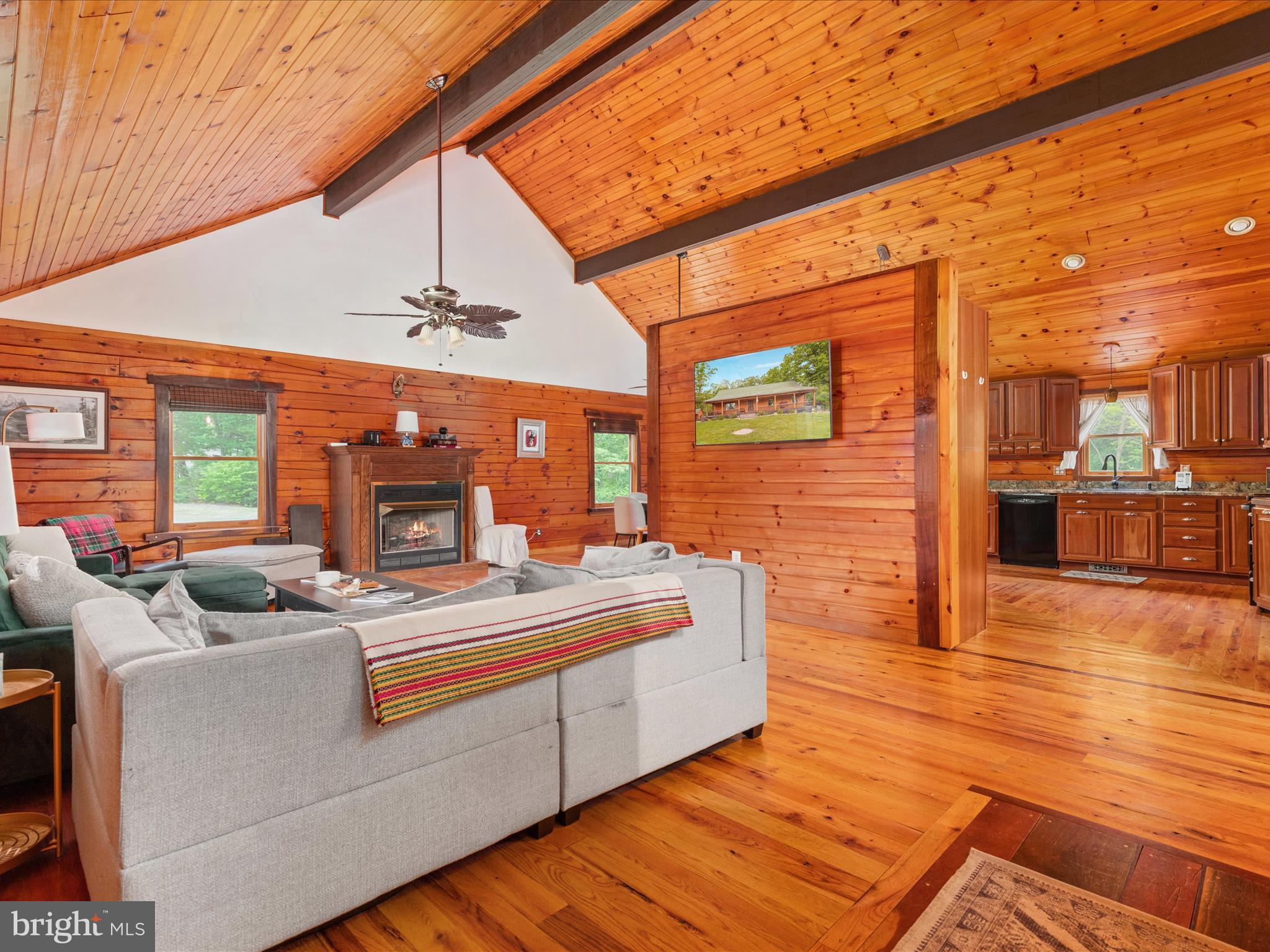 MEADOWOOD ACRES - Residential