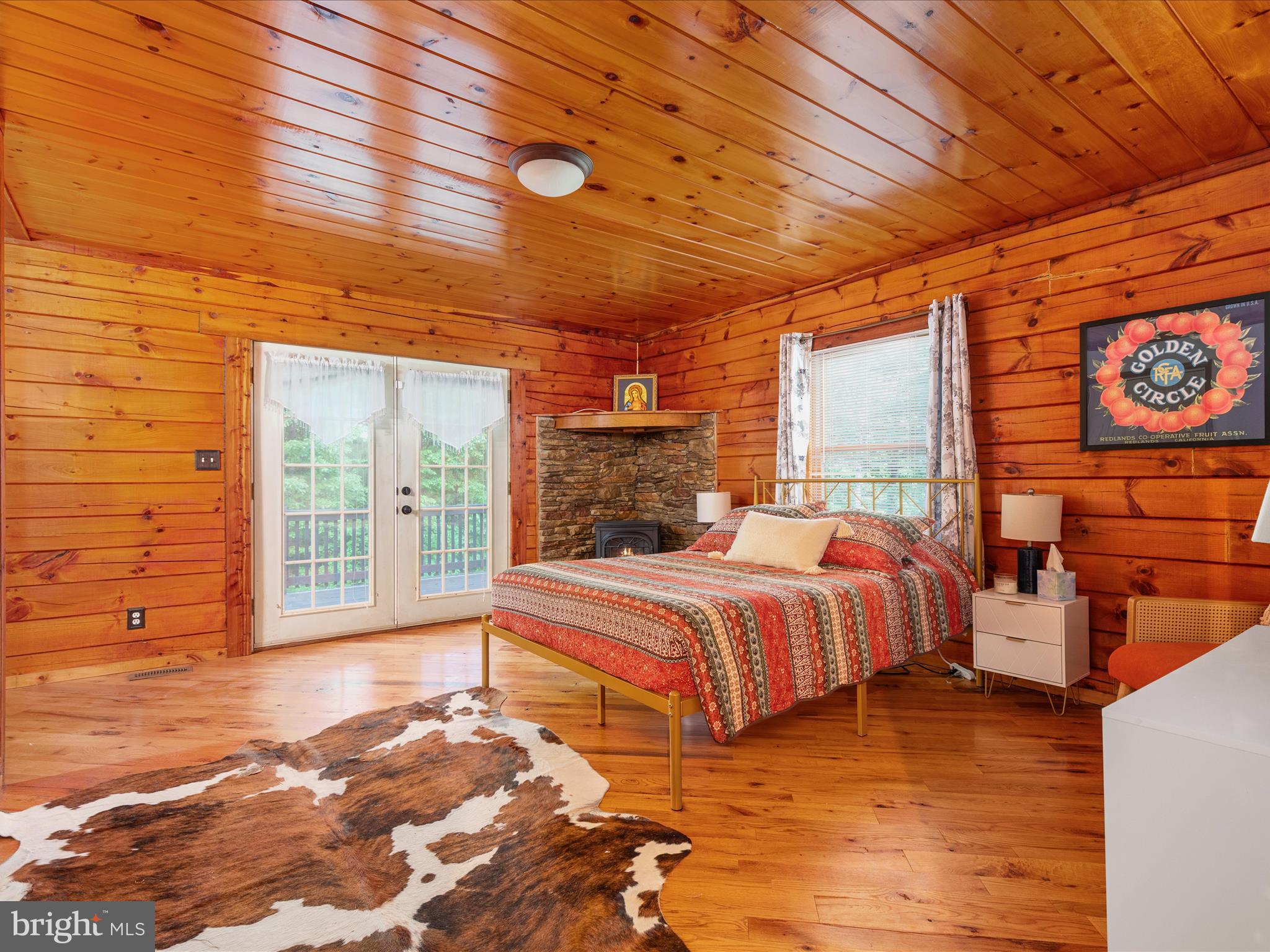 MEADOWOOD ACRES - Residential