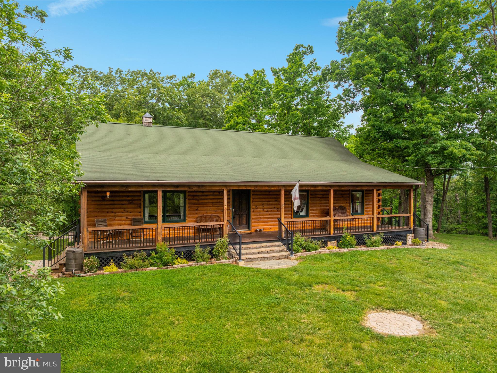 MEADOWOOD ACRES - Residential