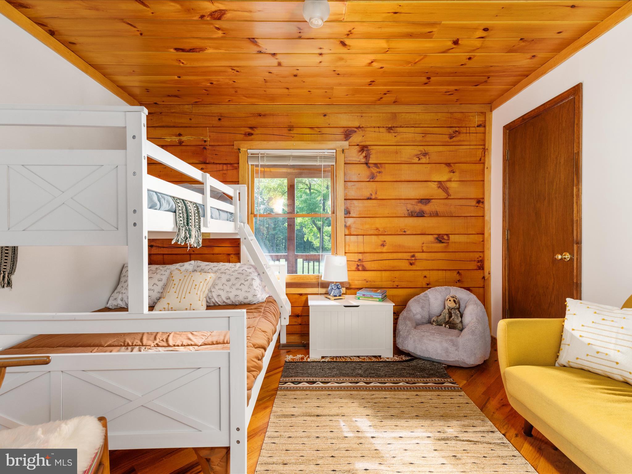 MEADOWOOD ACRES - Residential