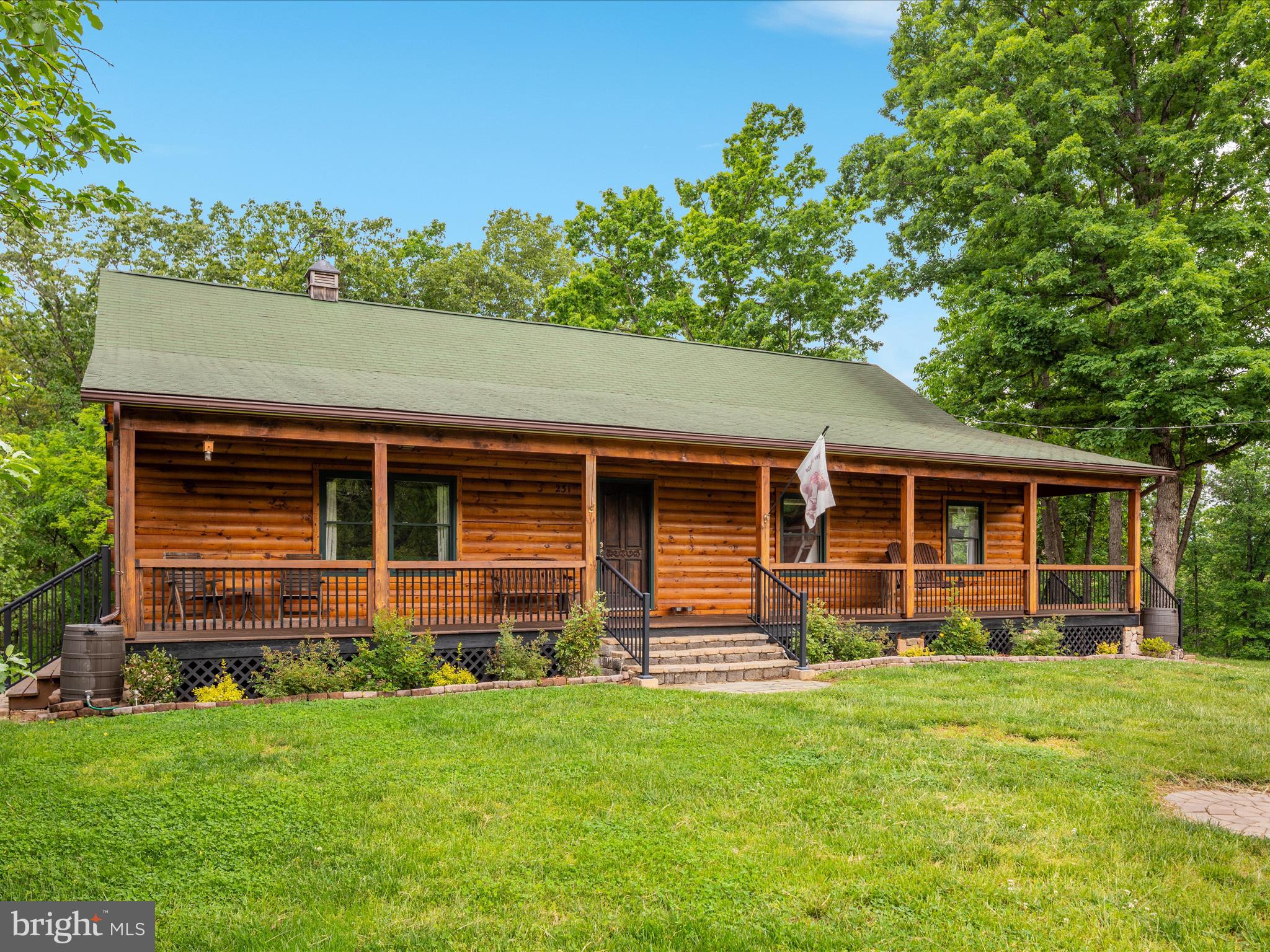 MEADOWOOD ACRES - Residential